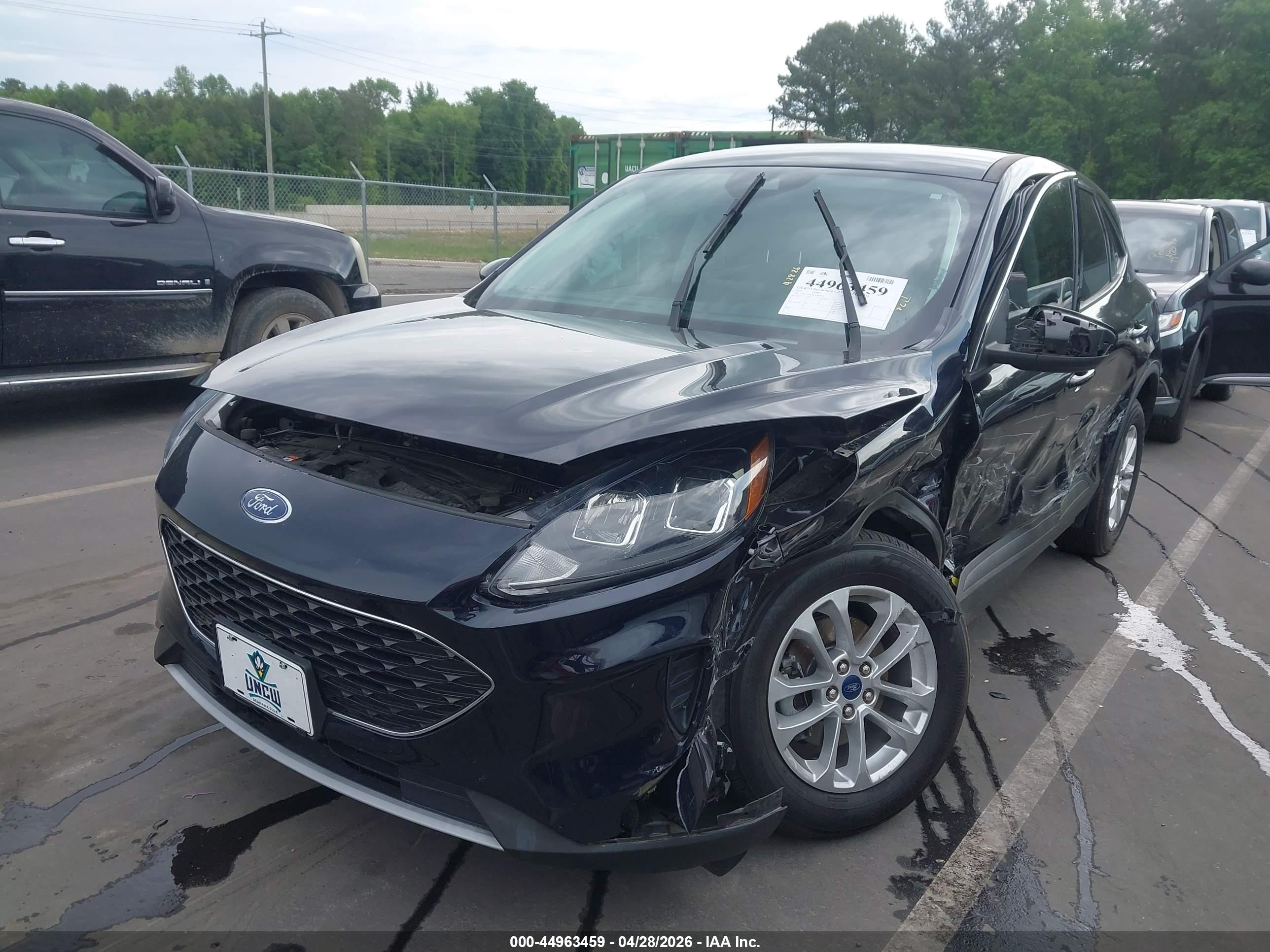 FORD ESCAPE image 2