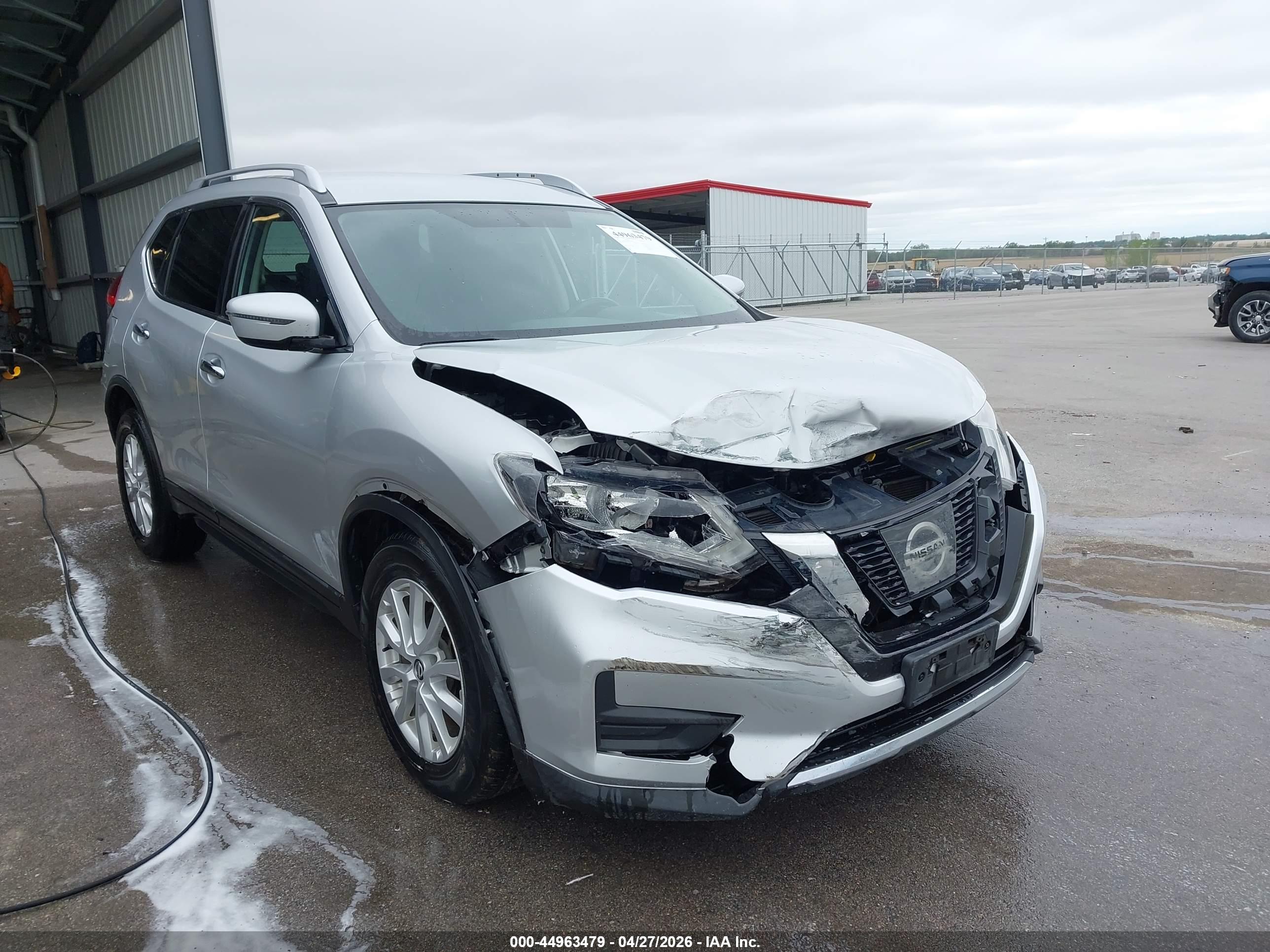 NISSAN ROGUE image 6