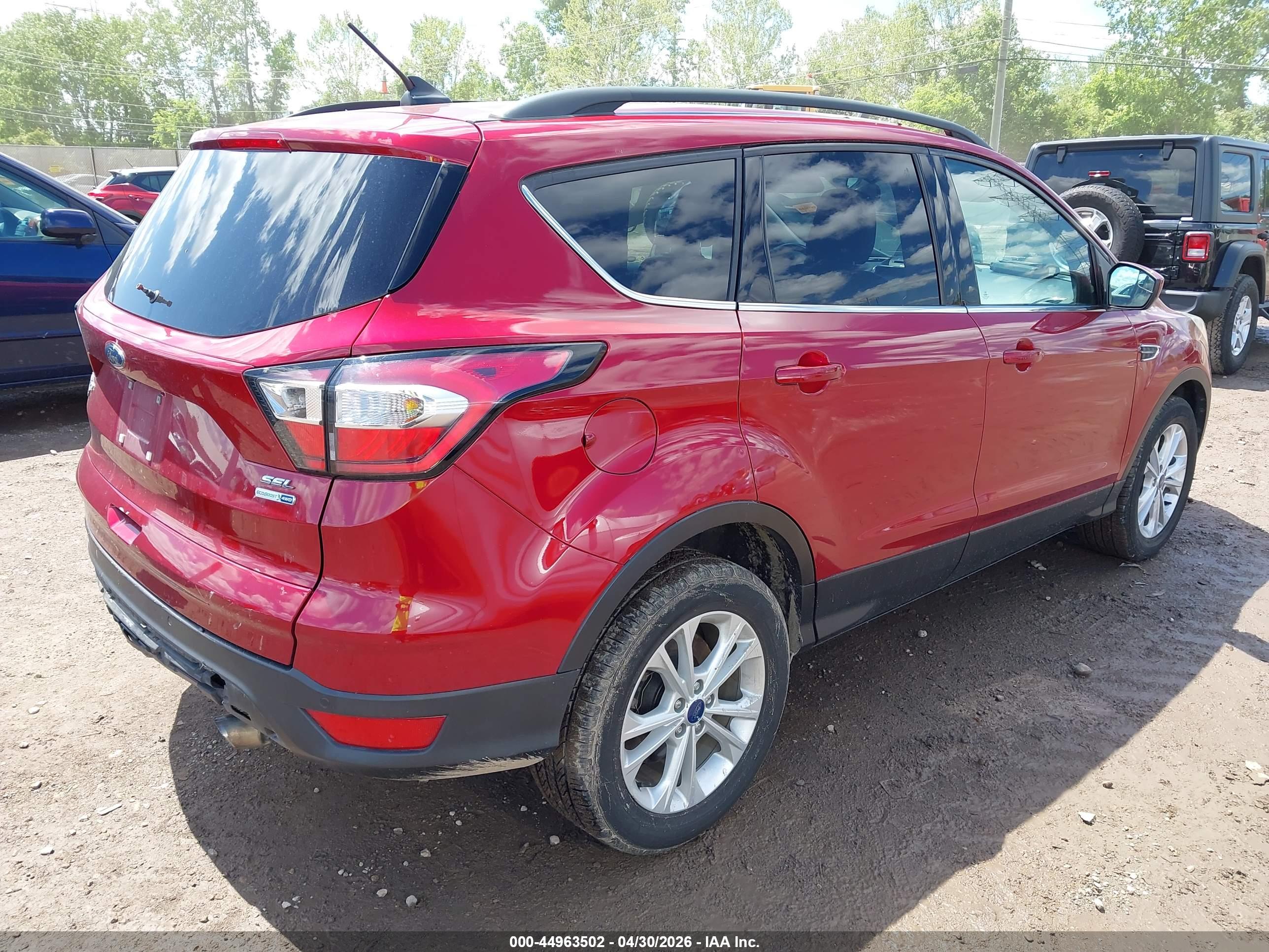 FORD ESCAPE image 4