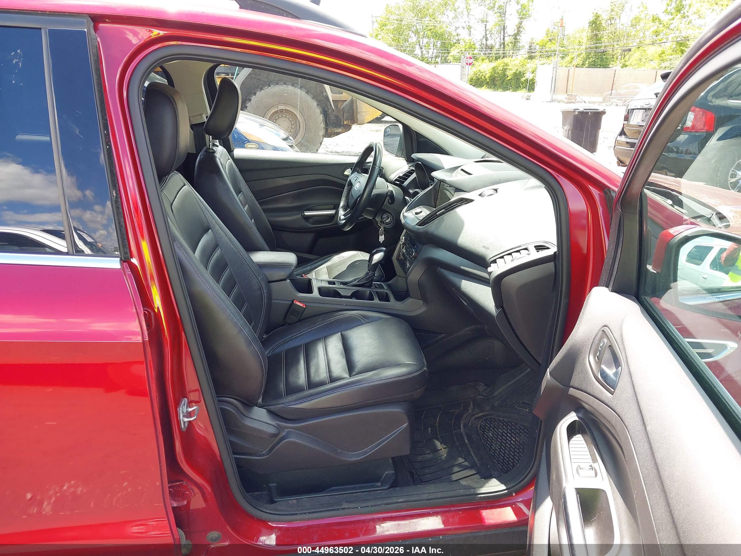FORD ESCAPE image 5