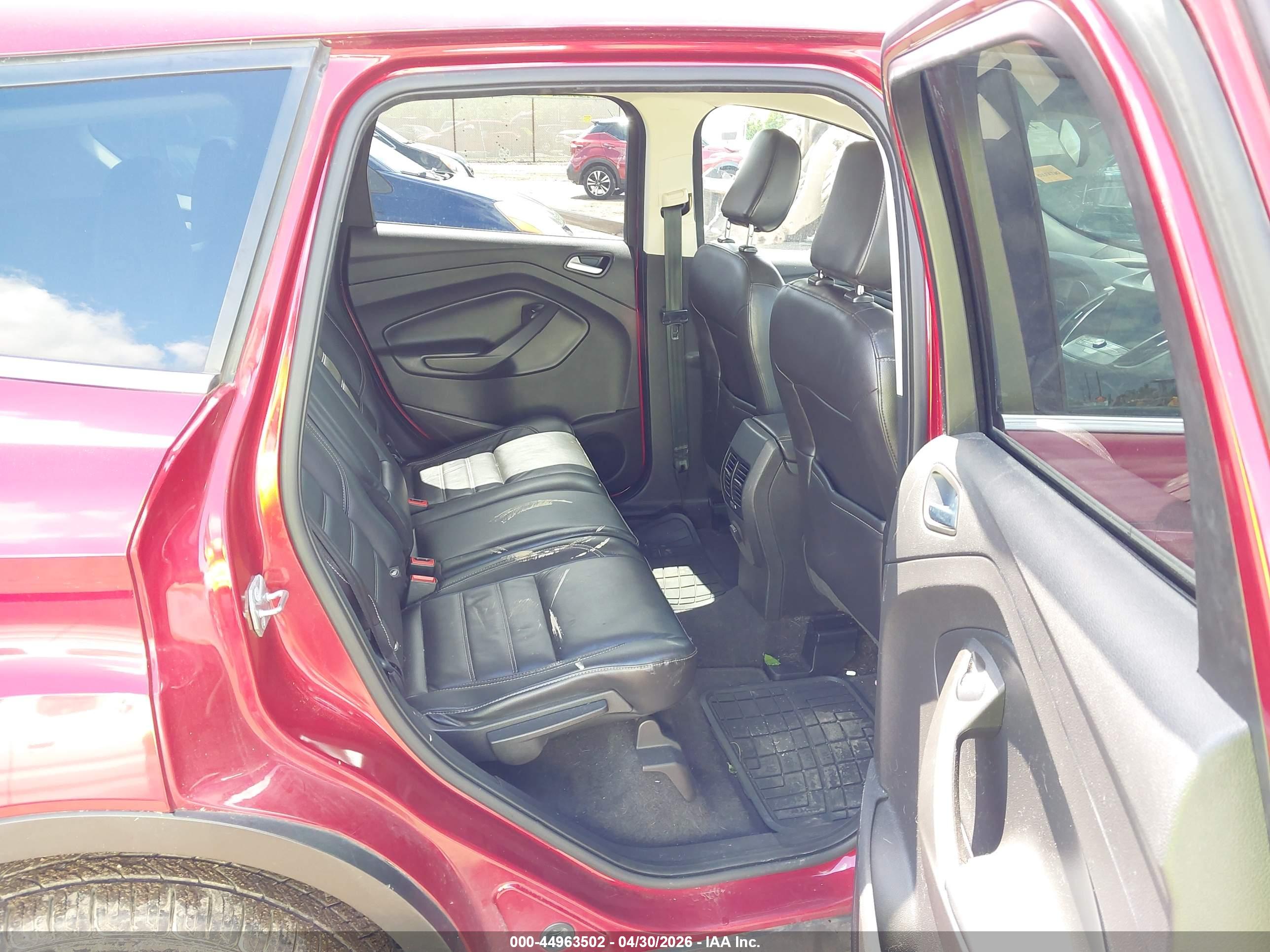 FORD ESCAPE image 8