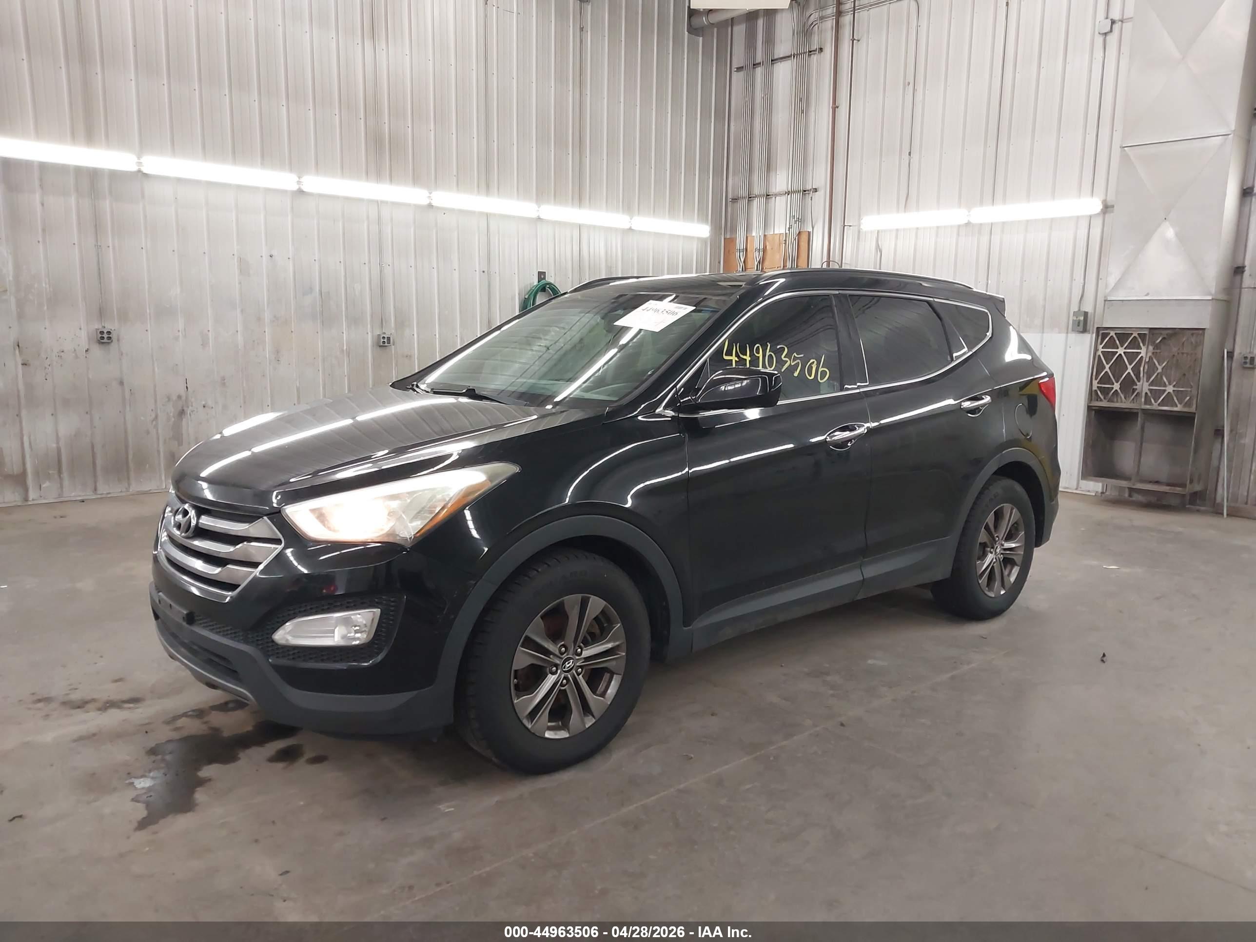 HYUNDAI SANTA image 2