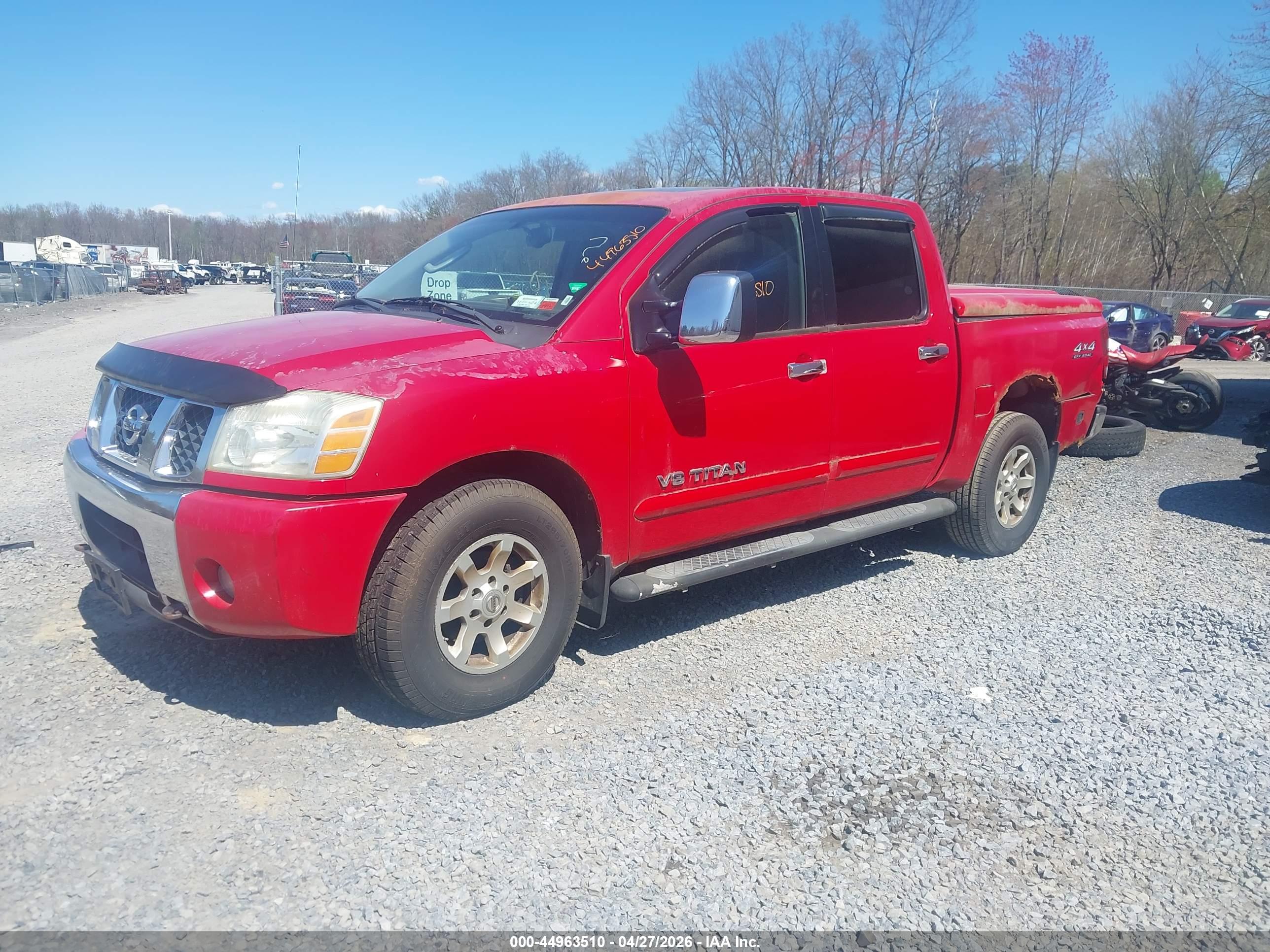 NISSAN TITAN image 2
