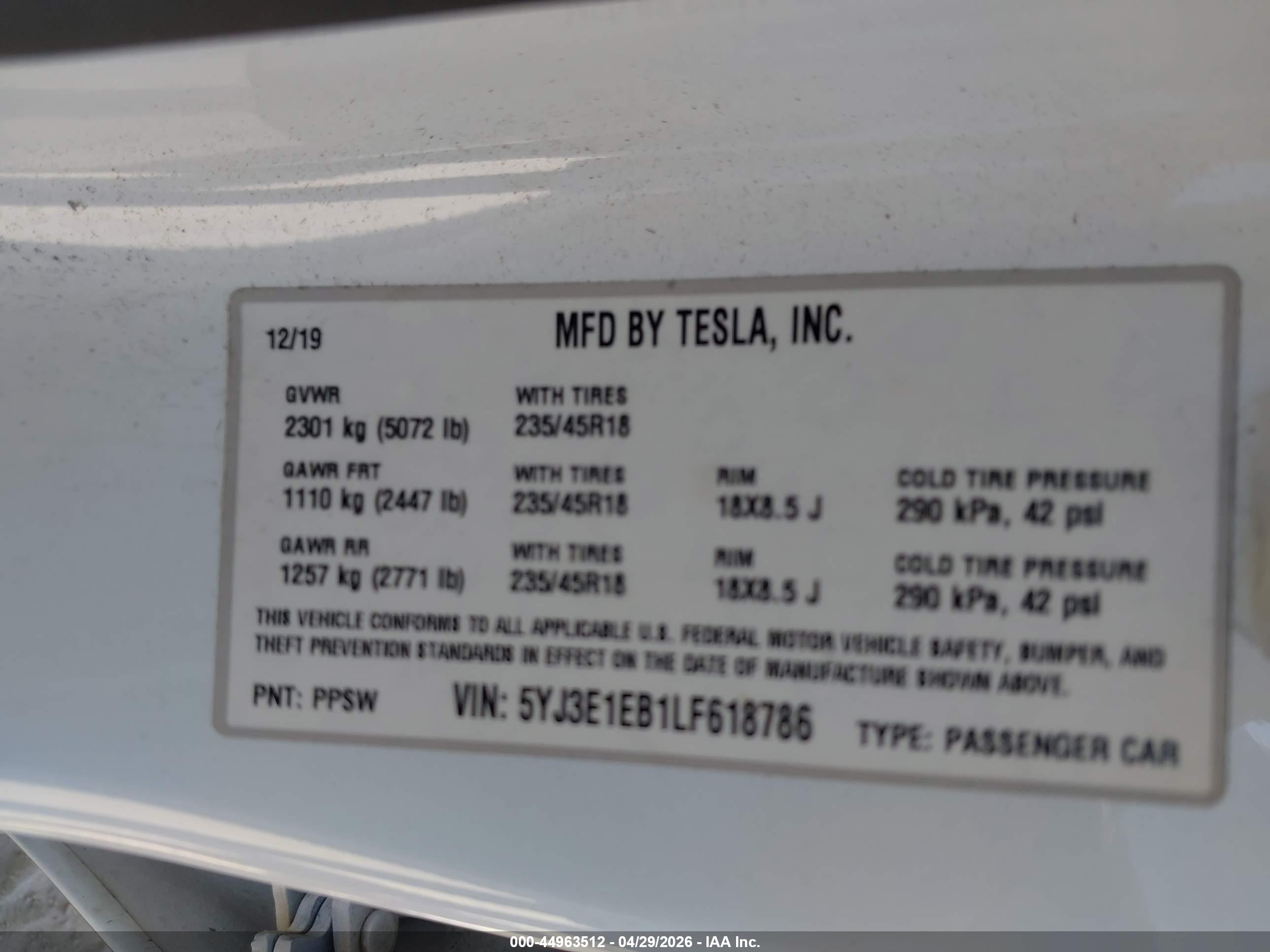 TESLA MODEL image 9
