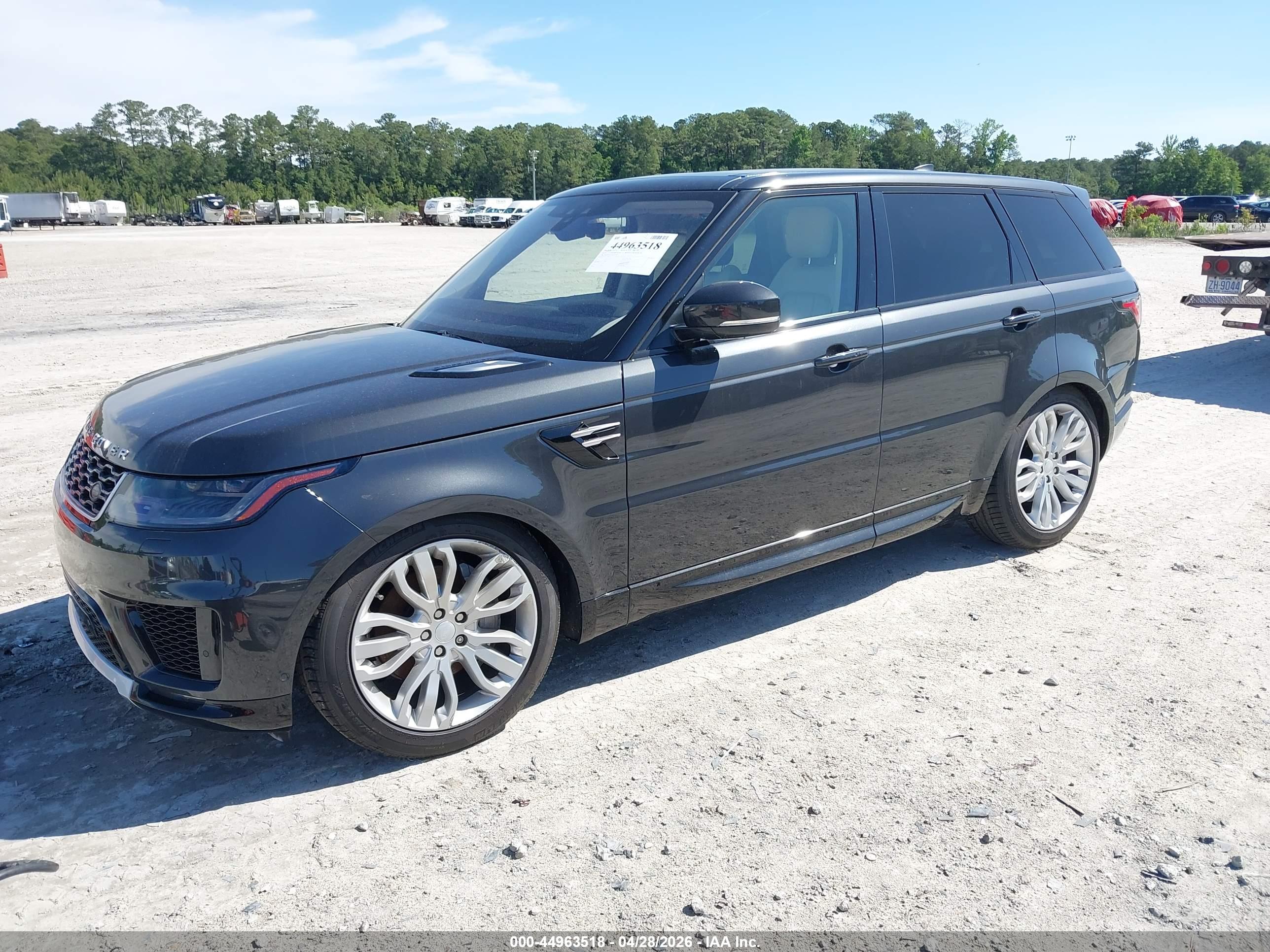 LAND ROVER image 2