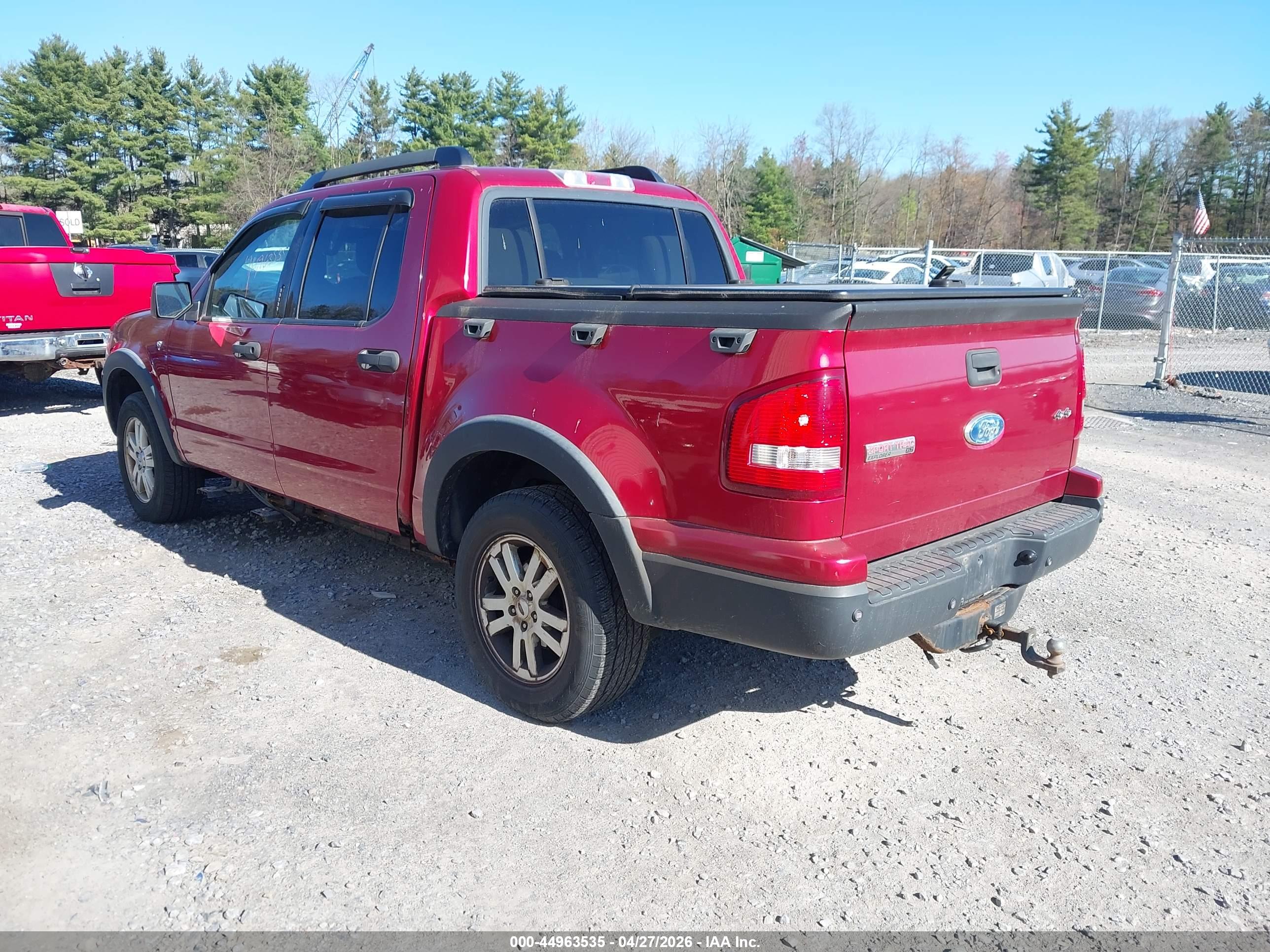 FORD EXPLORER image 3