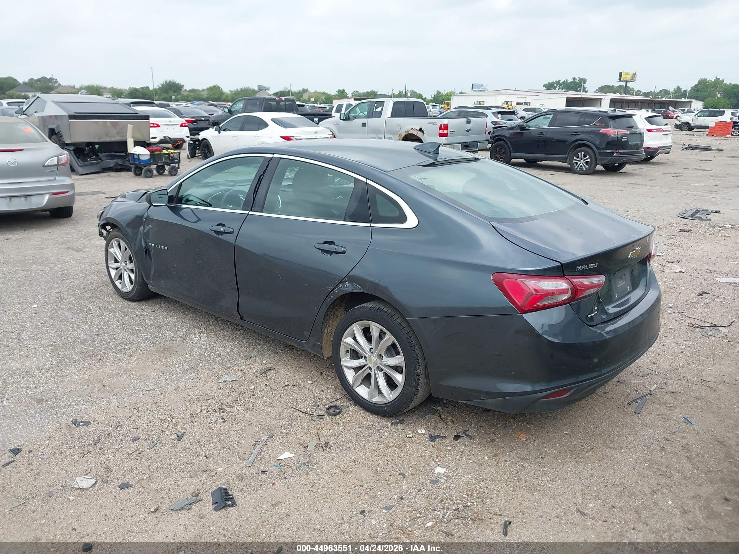 CHEVROLET MALIBU image 3