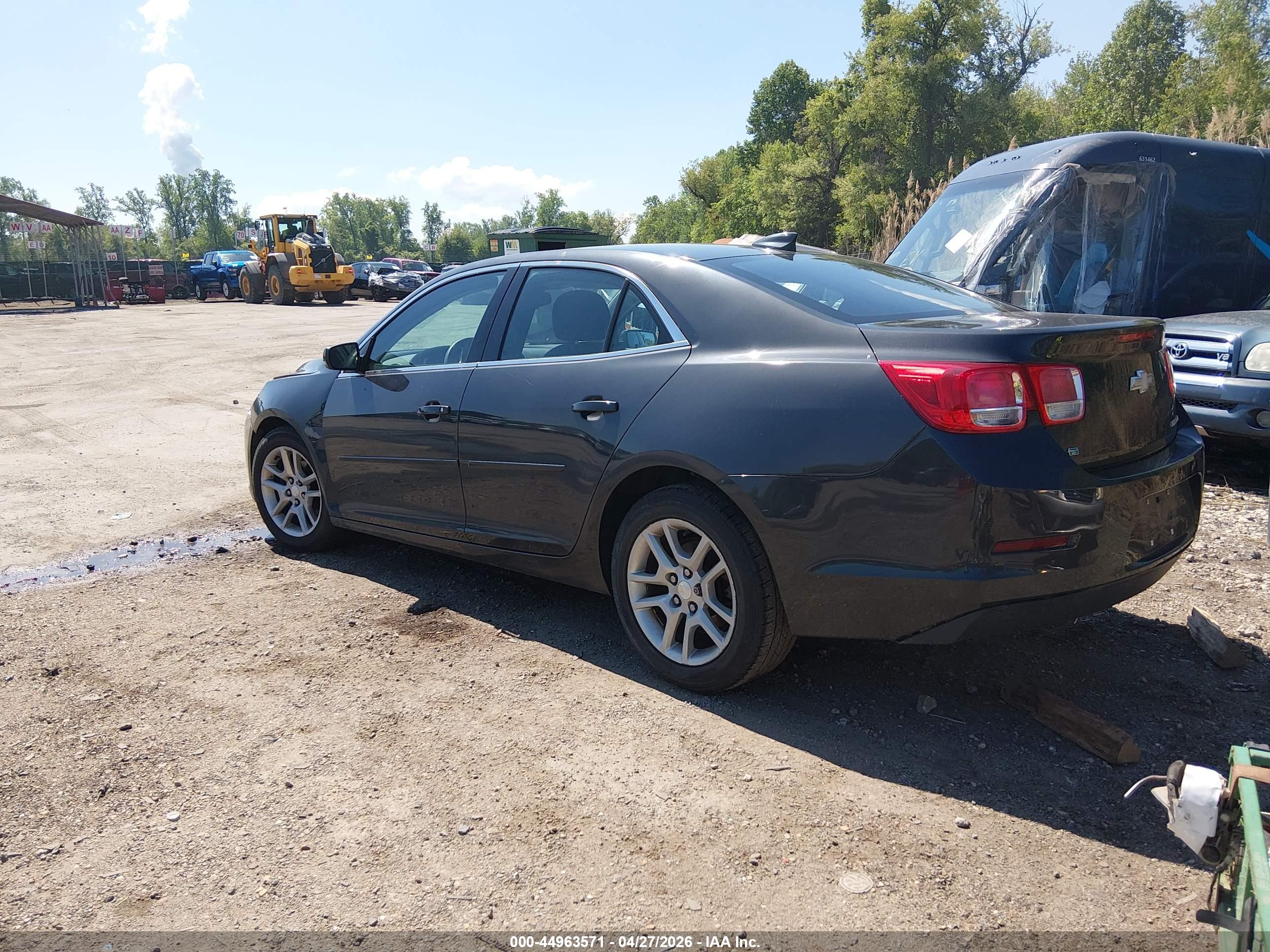 CHEVROLET MALIBU image 3