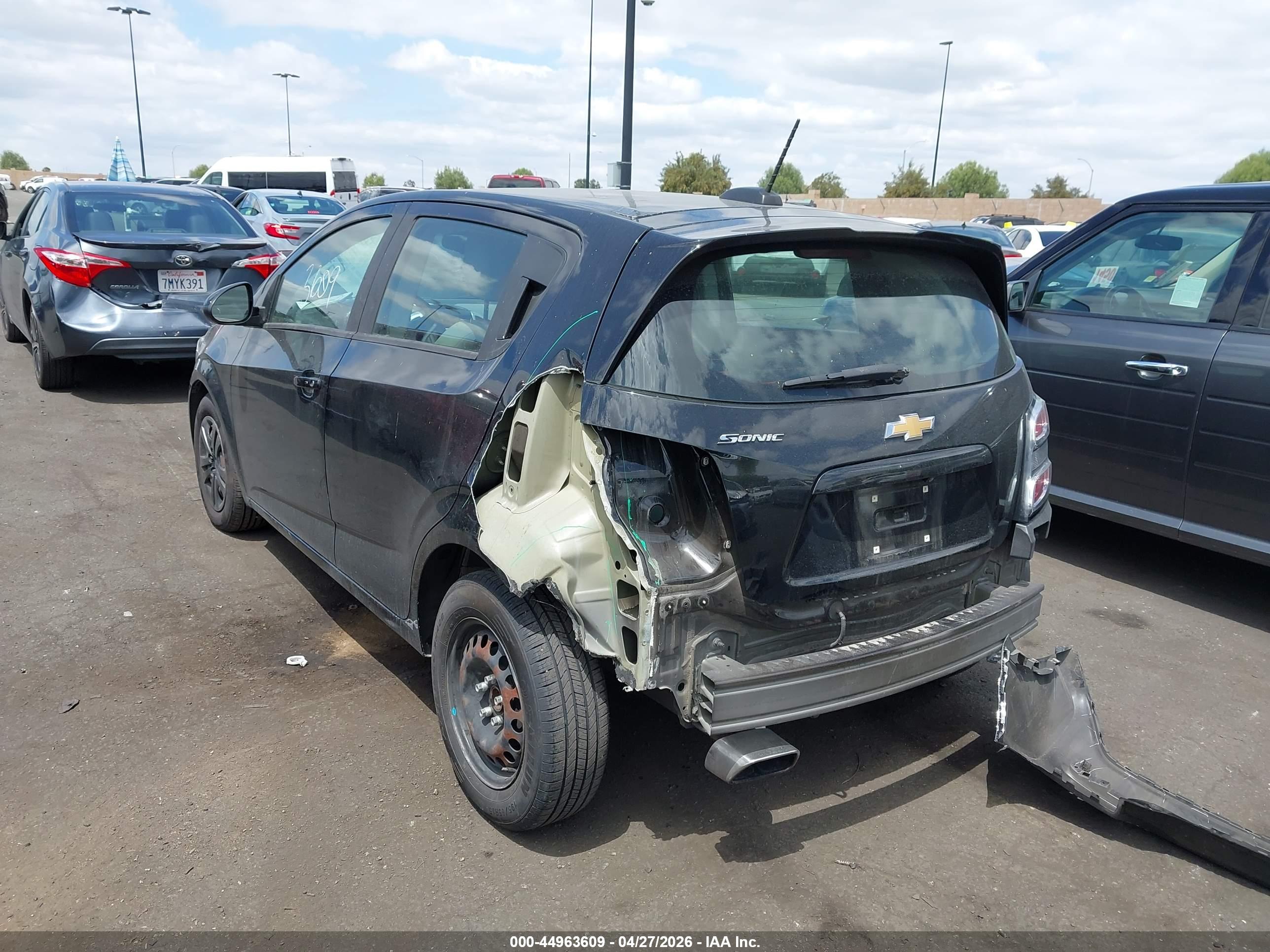 CHEVROLET SONIC image 3