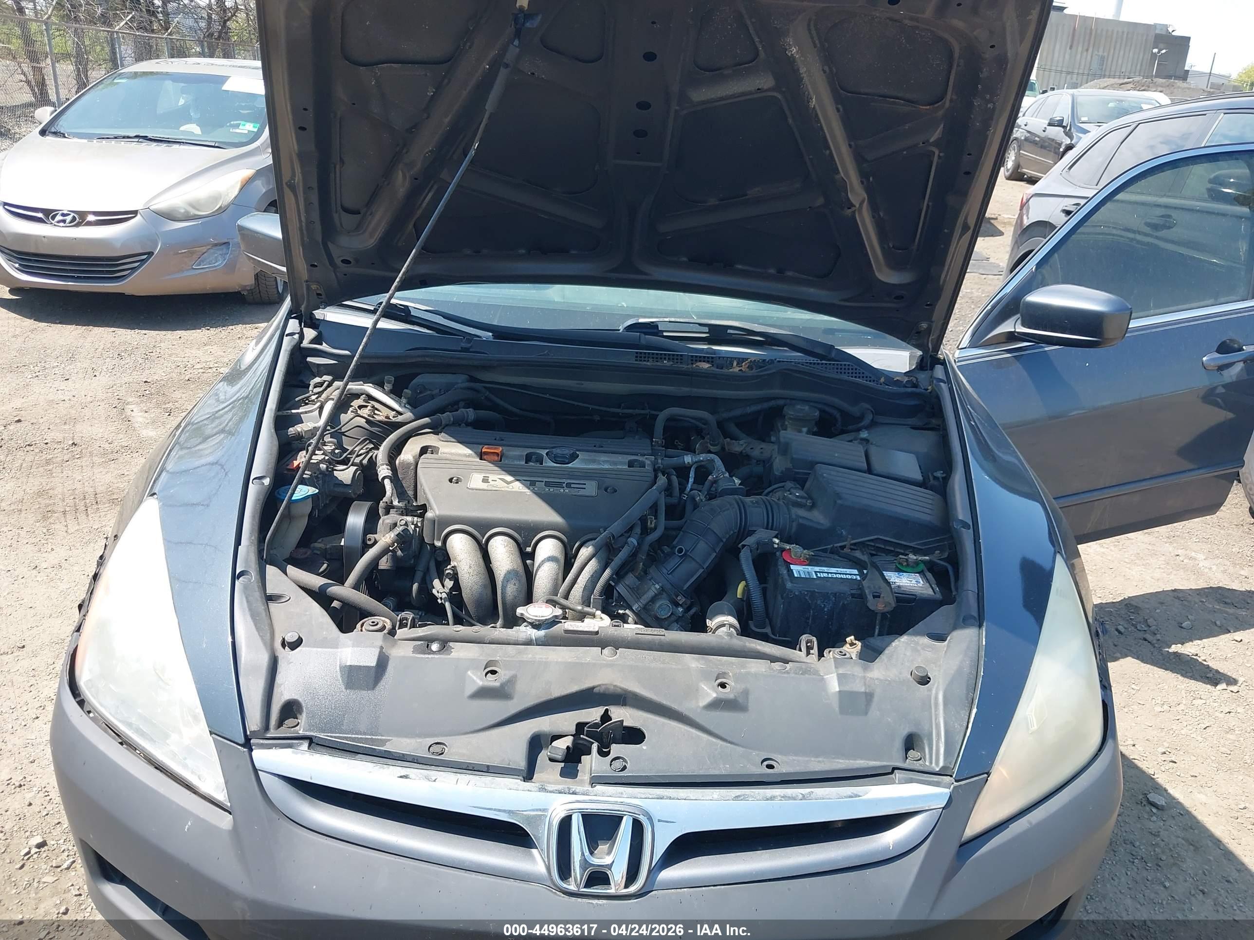 HONDA ACCORD image 10