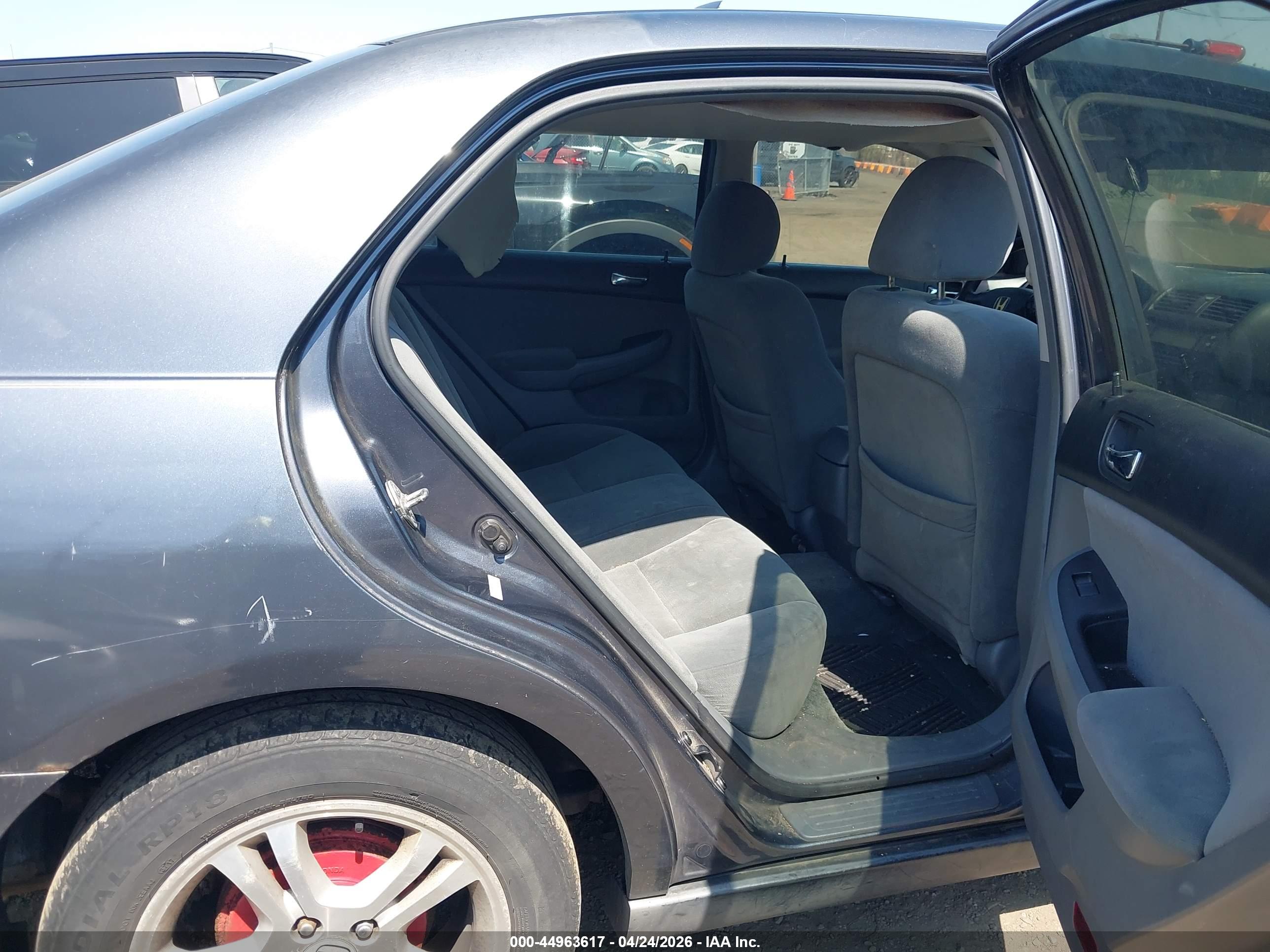 HONDA ACCORD image 8