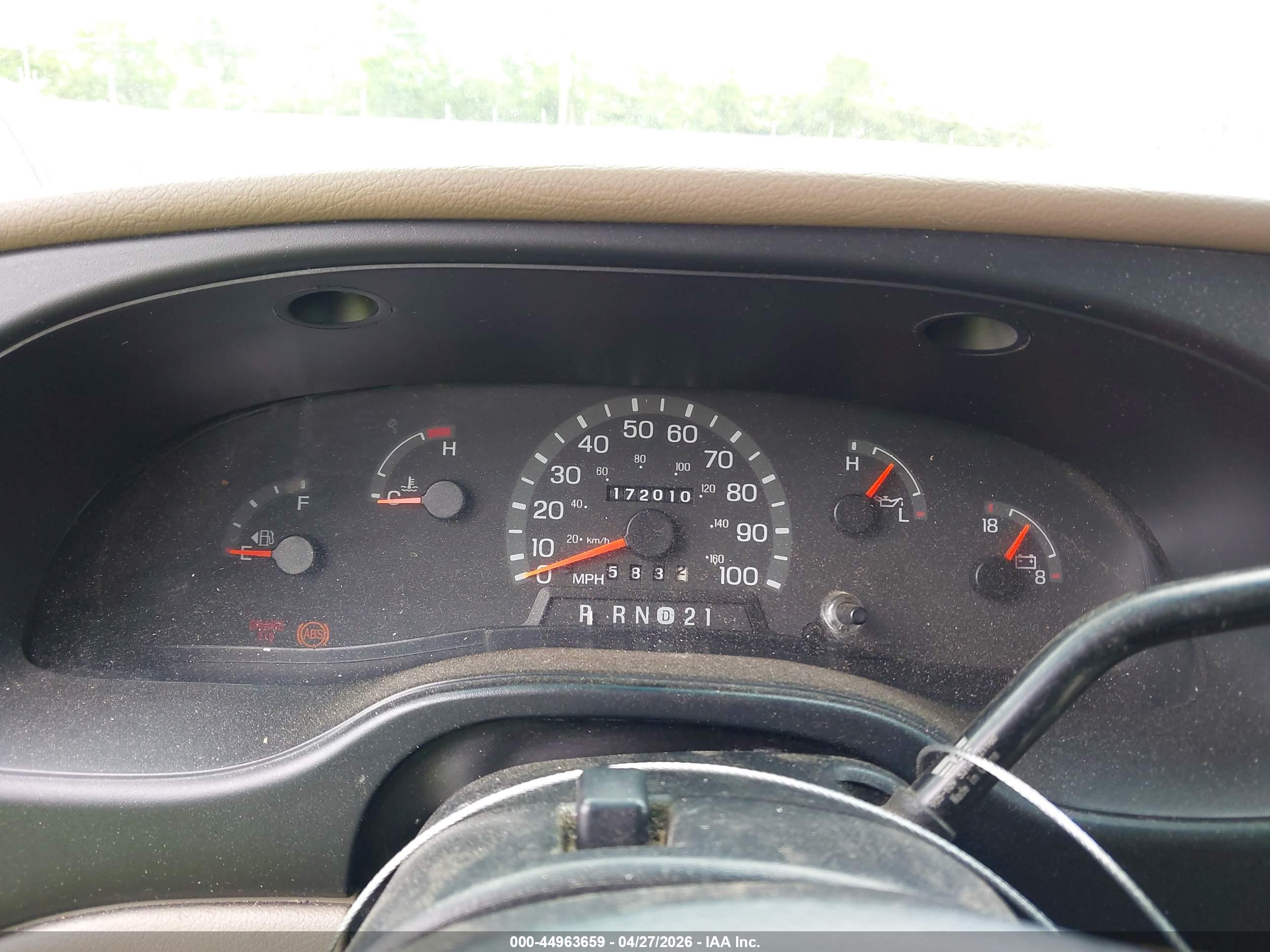 FORD E-150 image 7