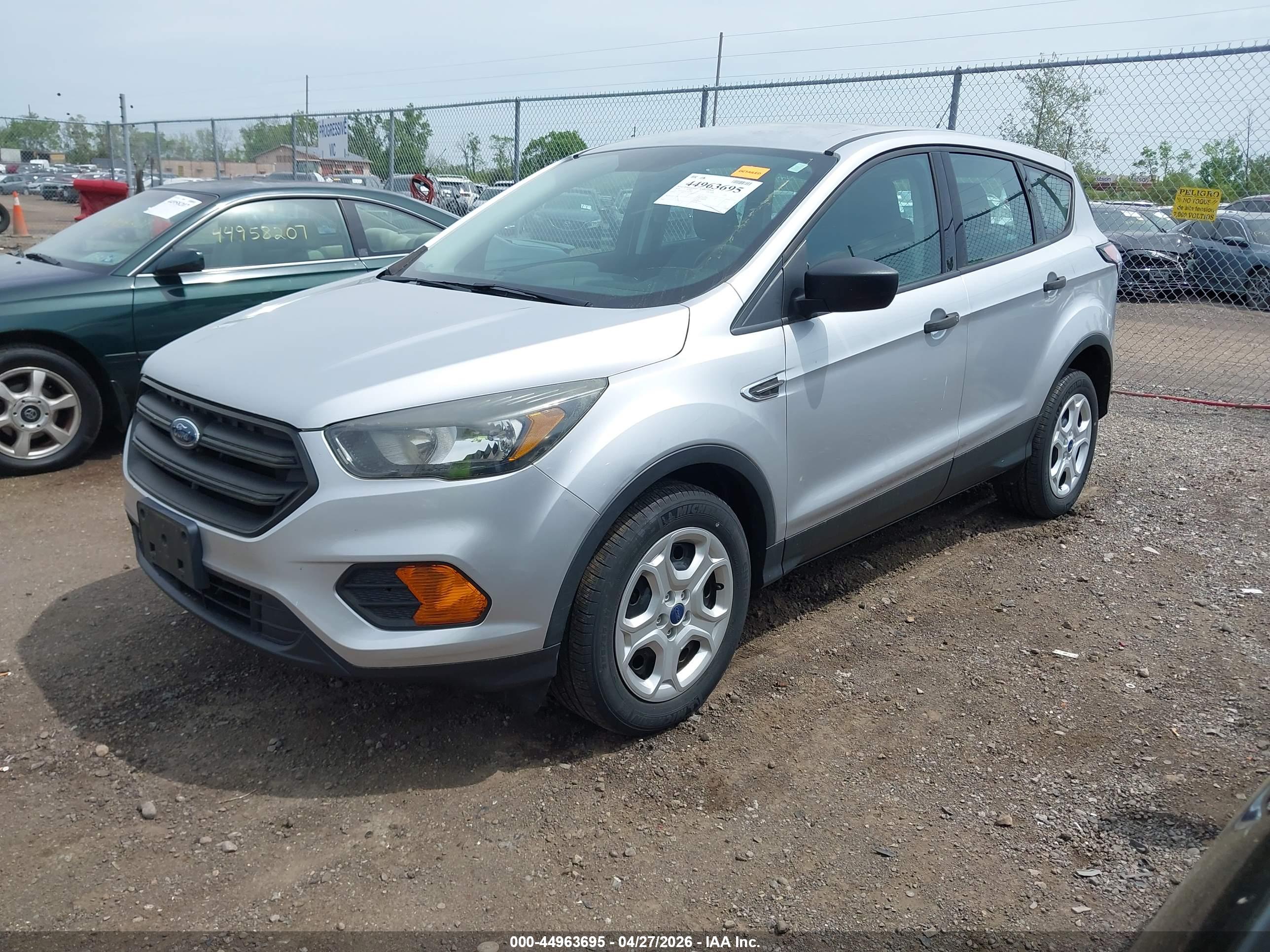 FORD ESCAPE image 2