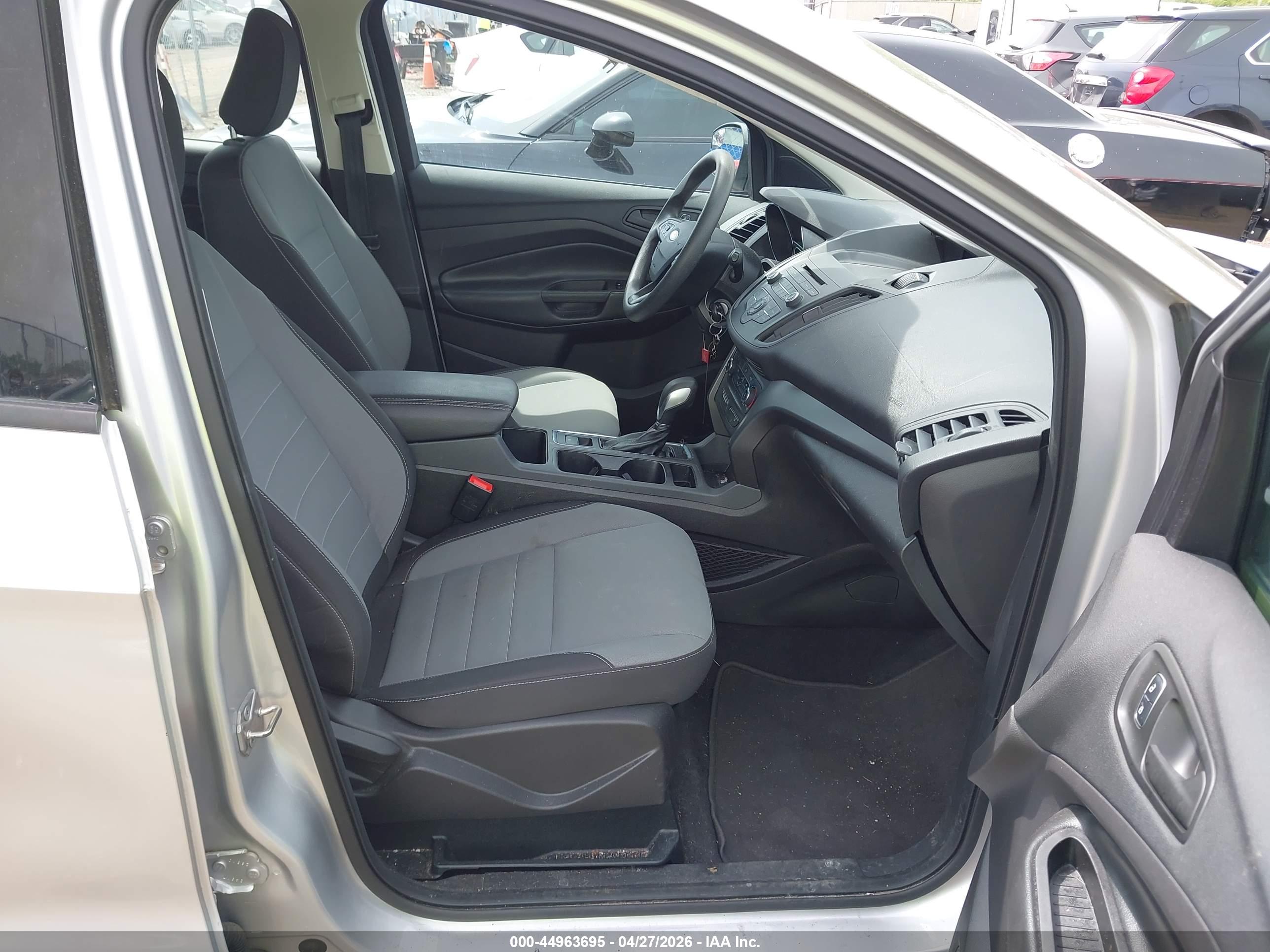 FORD ESCAPE image 5