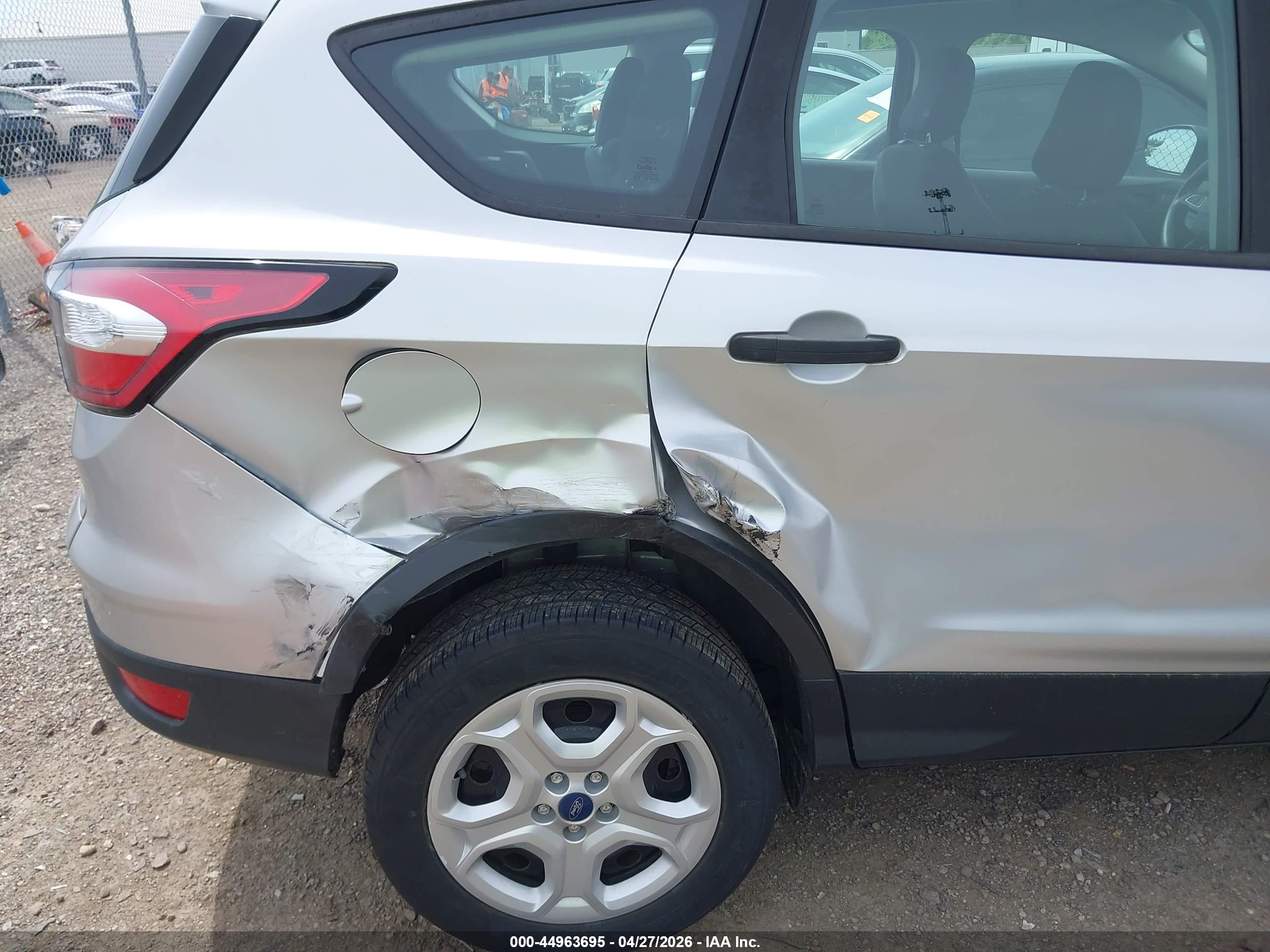FORD ESCAPE image 6