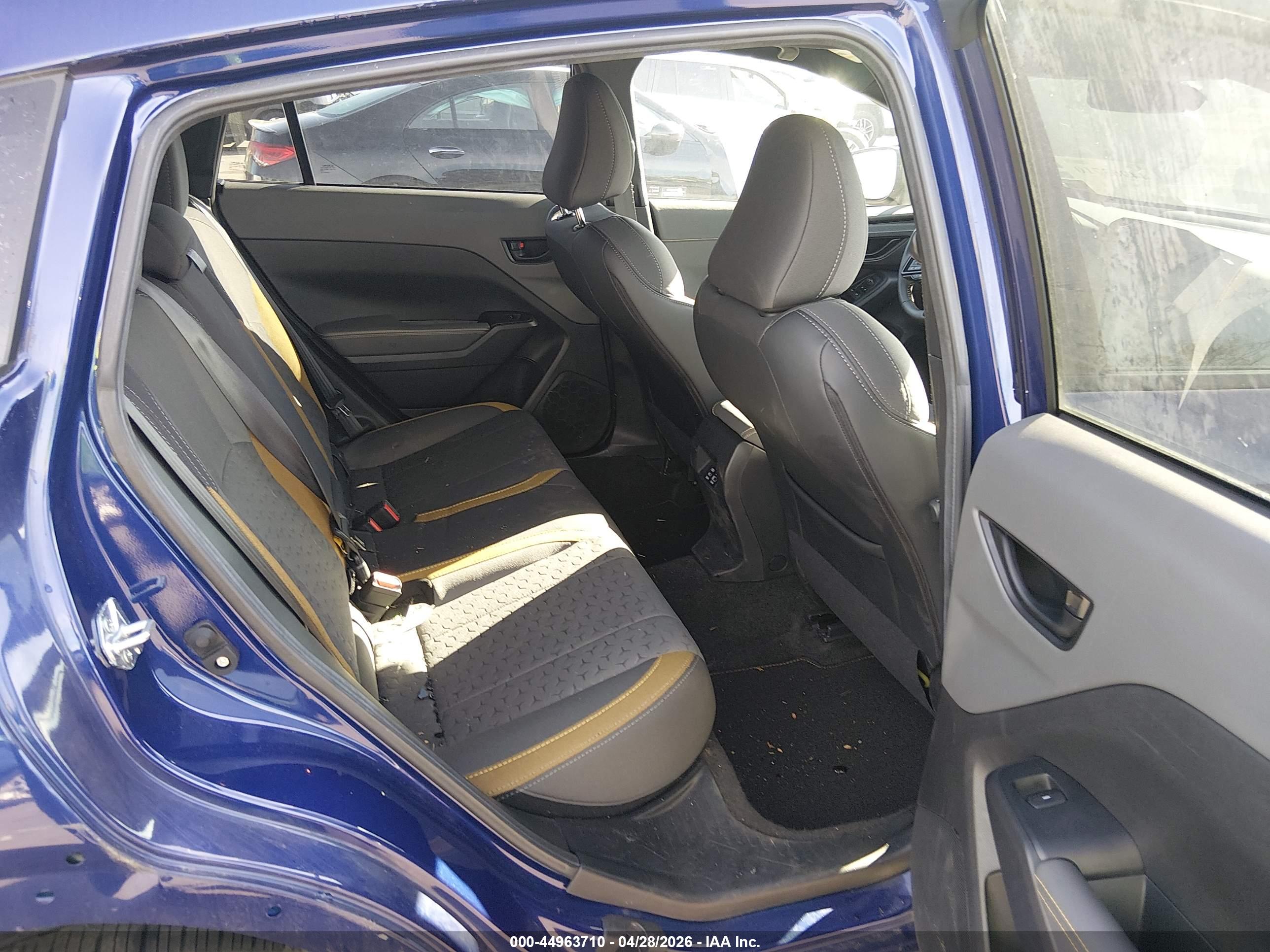 SUBARU CROSSTREK image 8