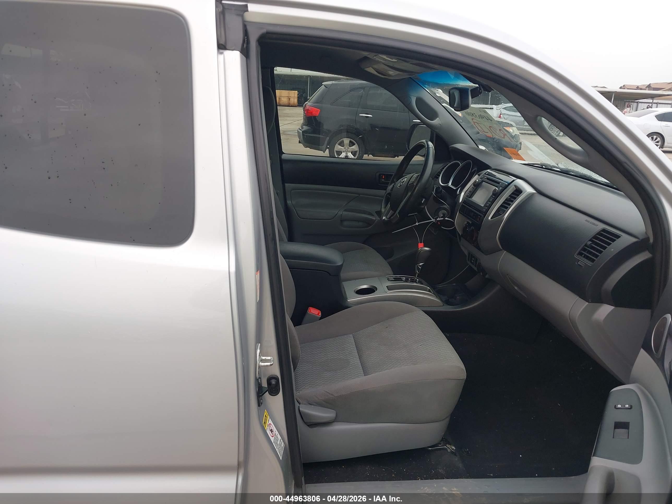 TOYOTA TACOMA image 5