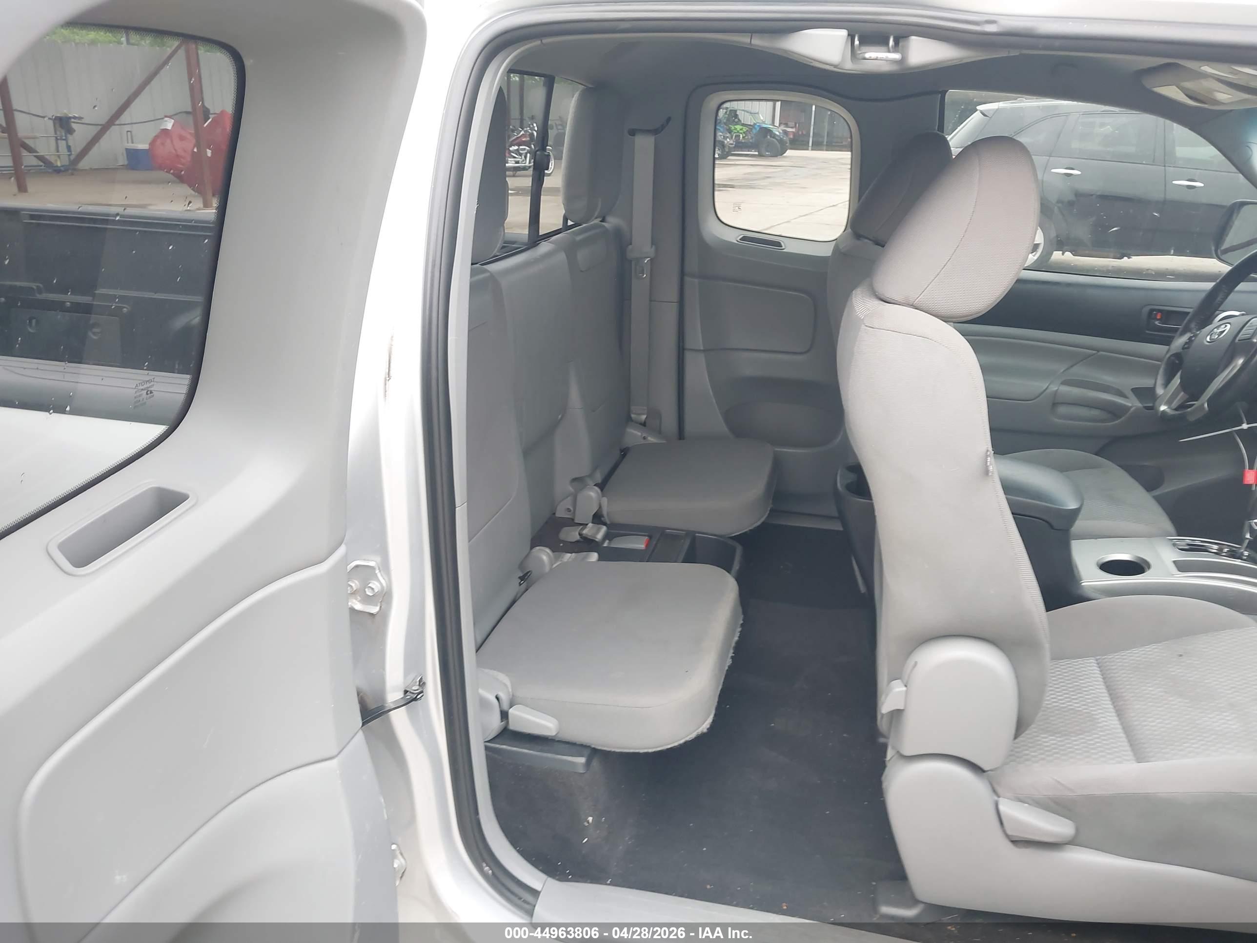 TOYOTA TACOMA image 8