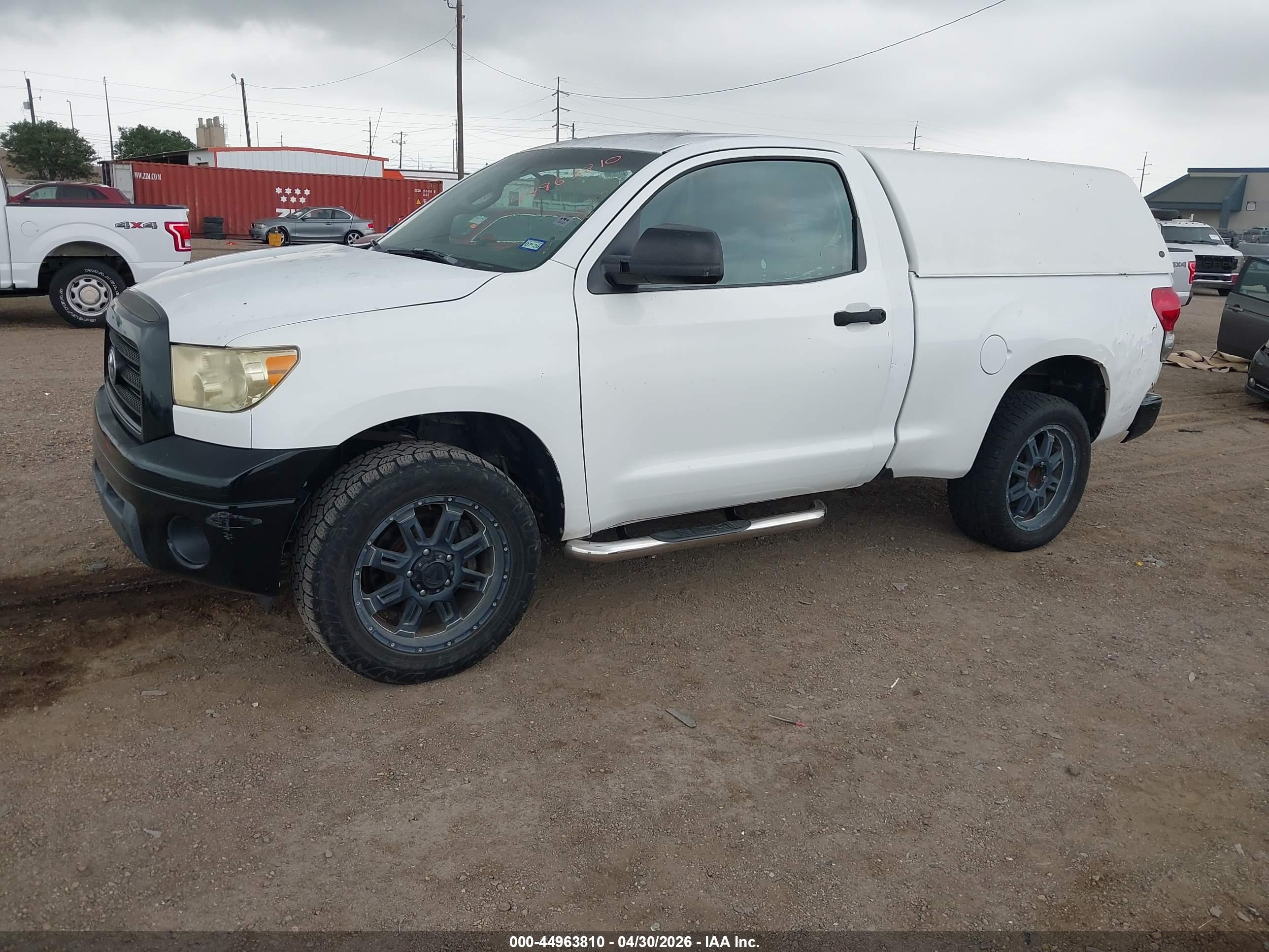 TOYOTA TUNDRA image 2
