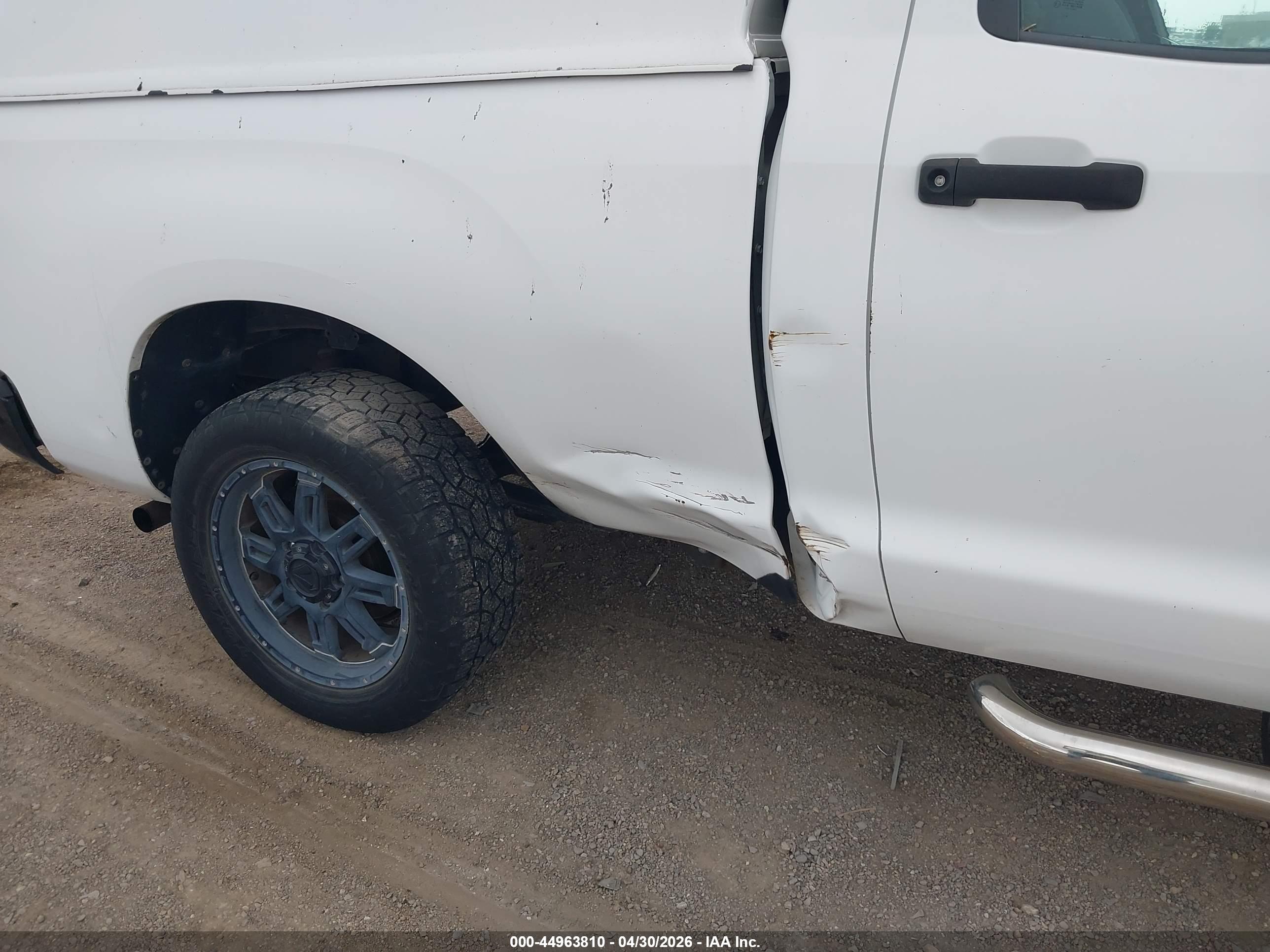 TOYOTA TUNDRA image 6