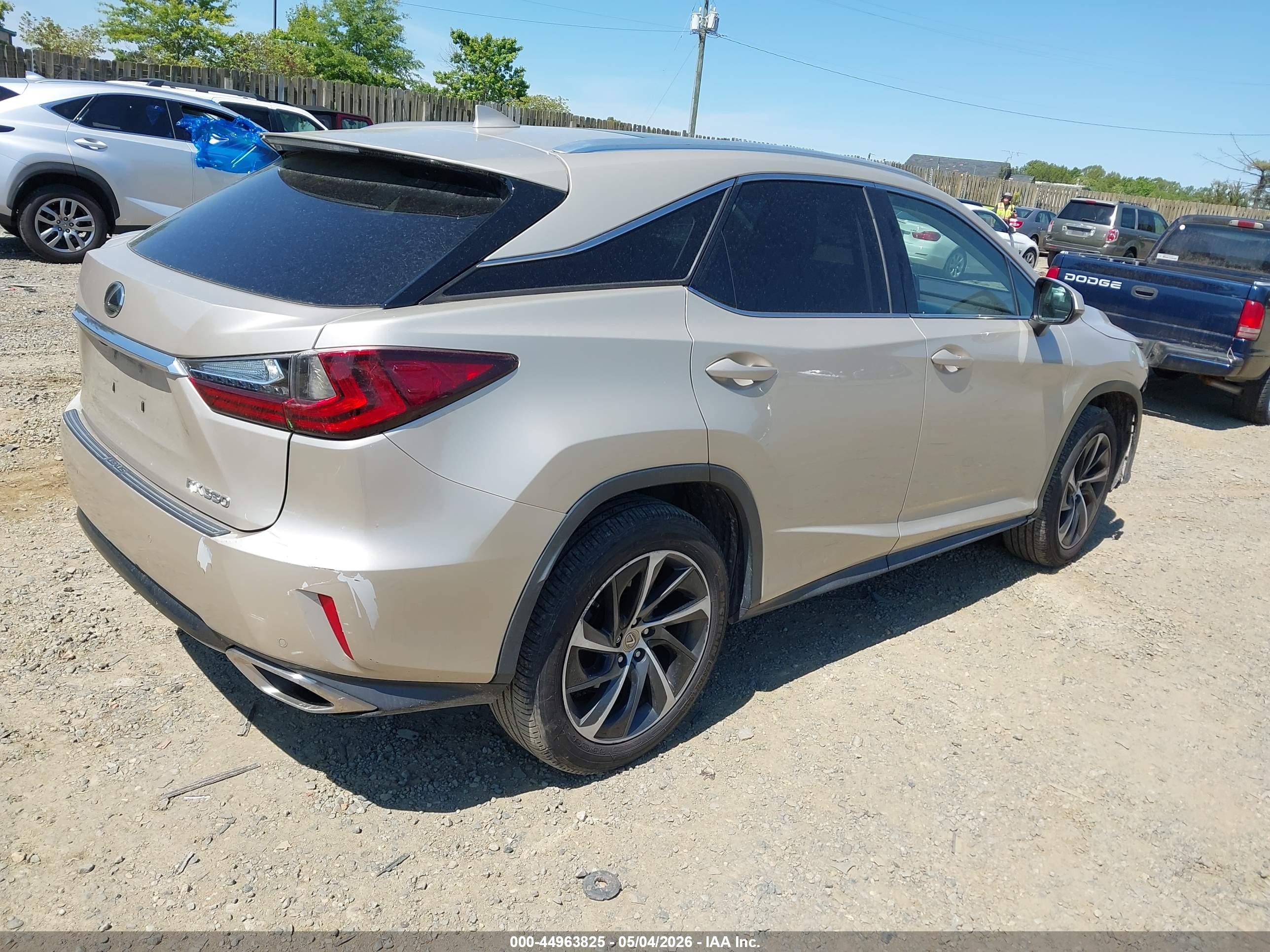 LEXUS RX image 4