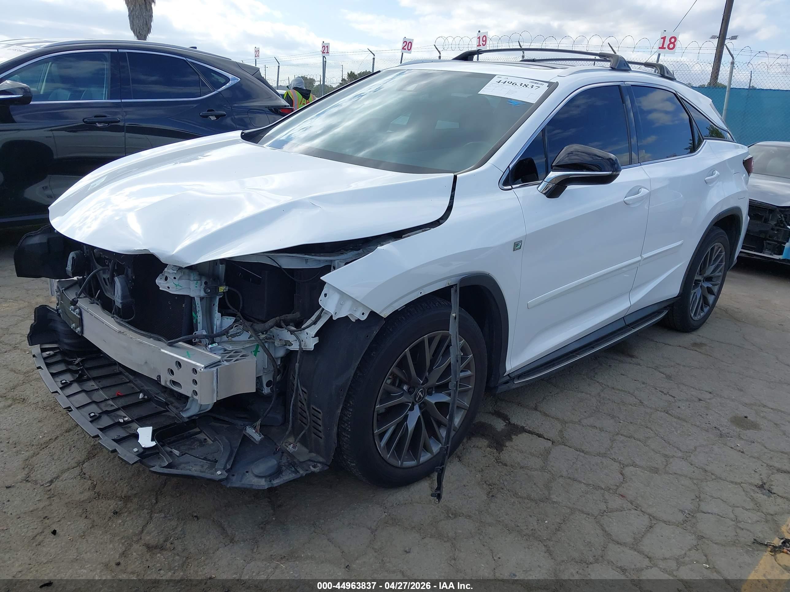 LEXUS RX image 2