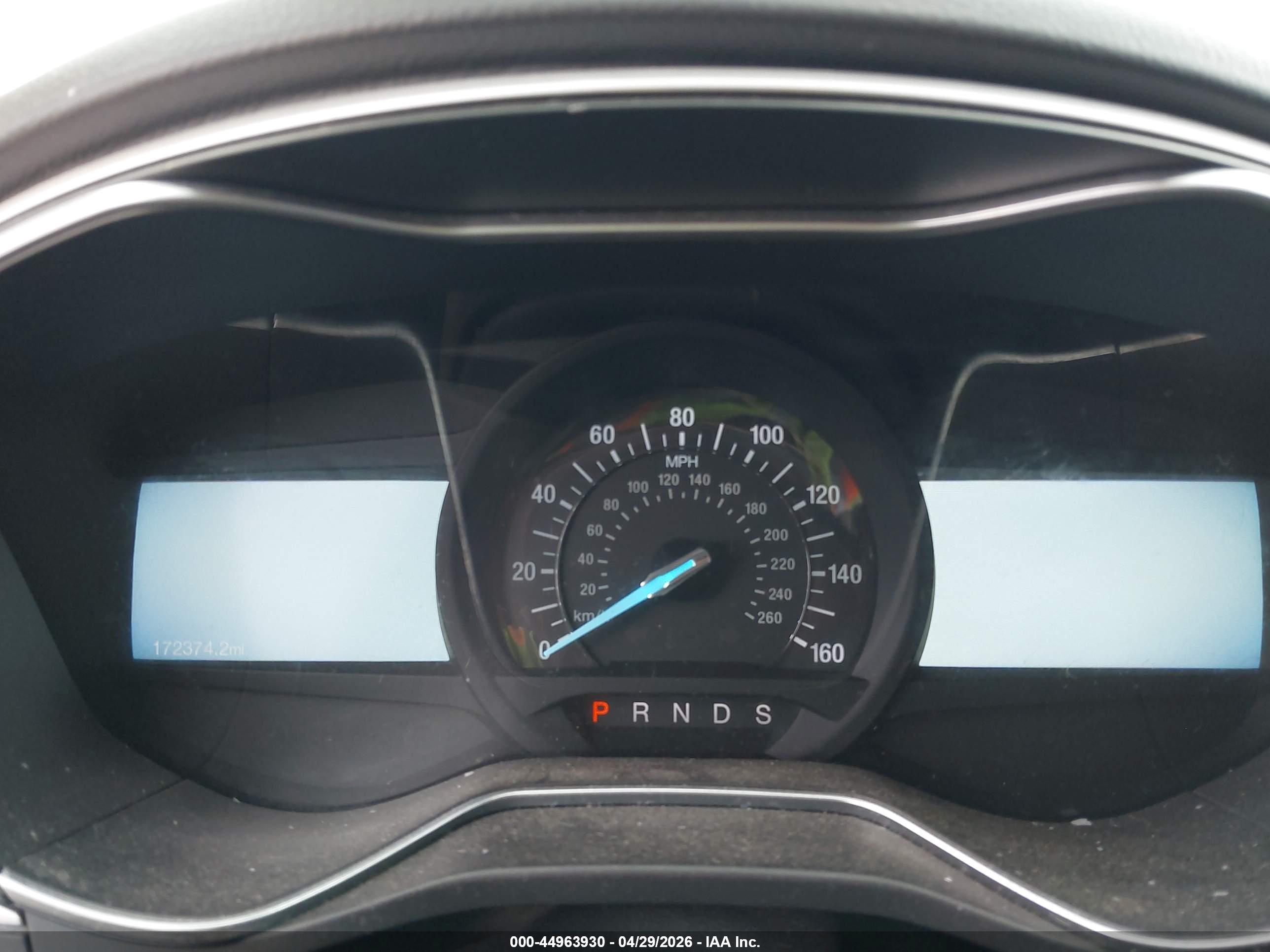 FORD FUSION image 7