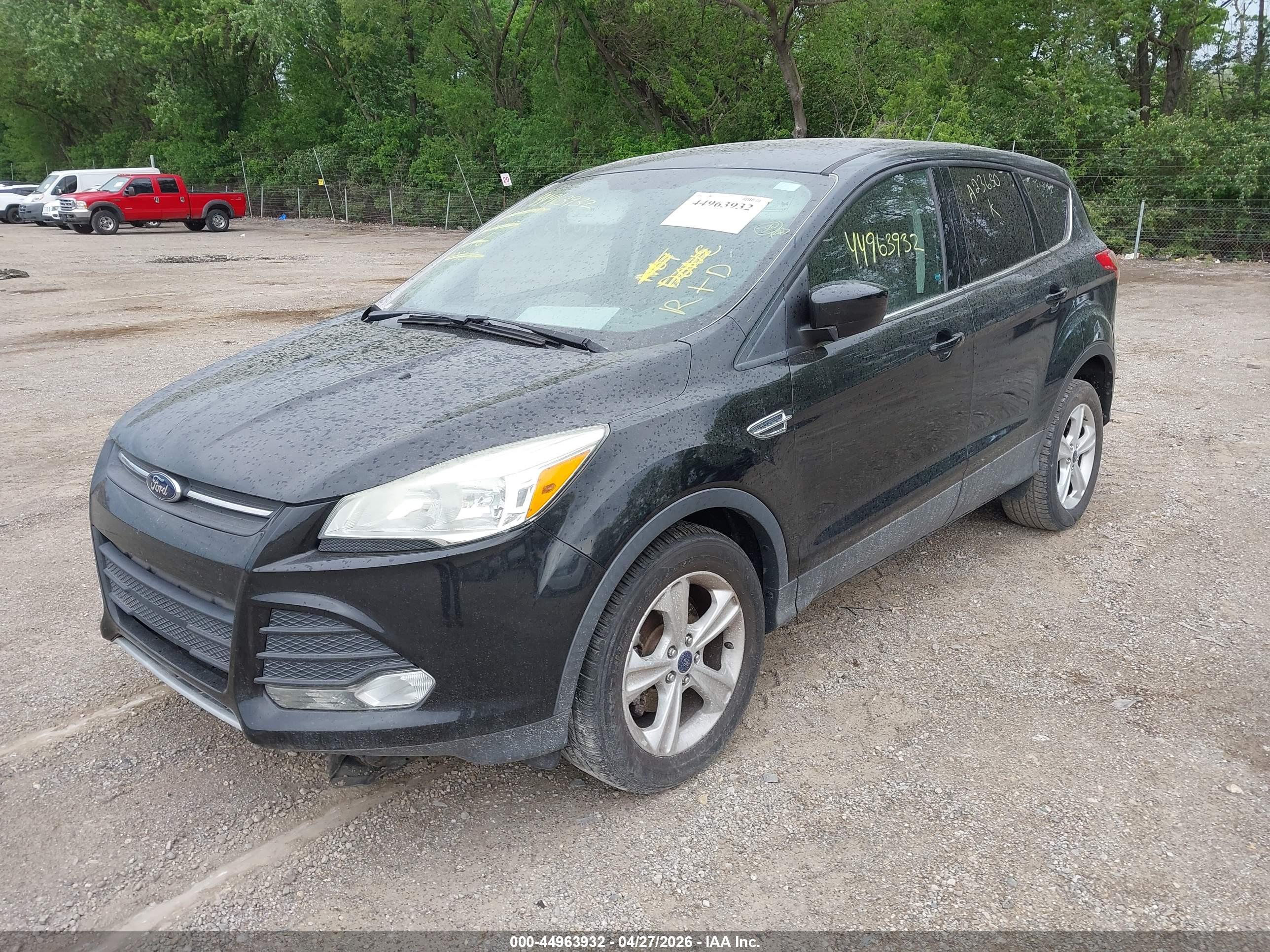 FORD ESCAPE image 2