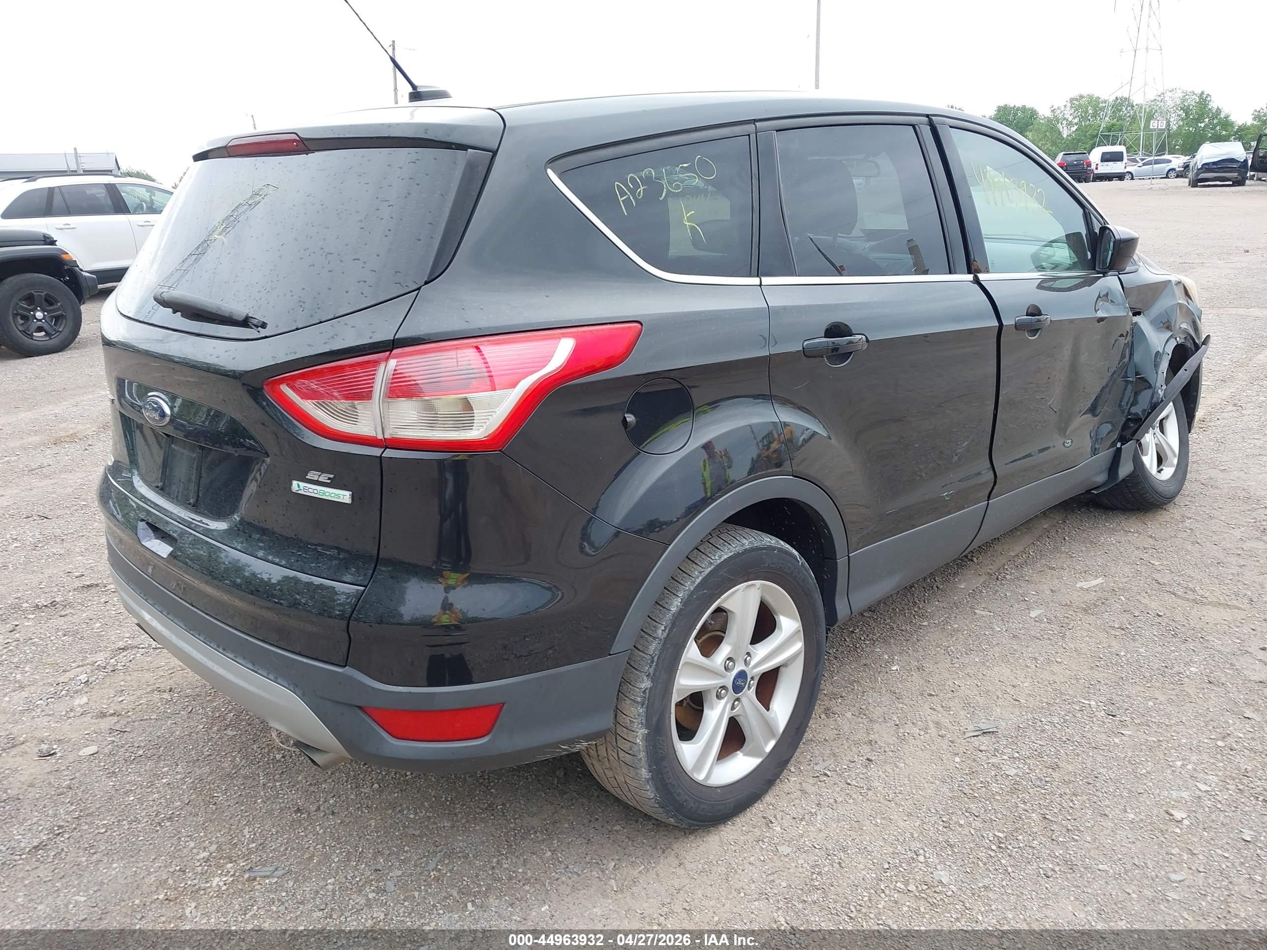 FORD ESCAPE image 4