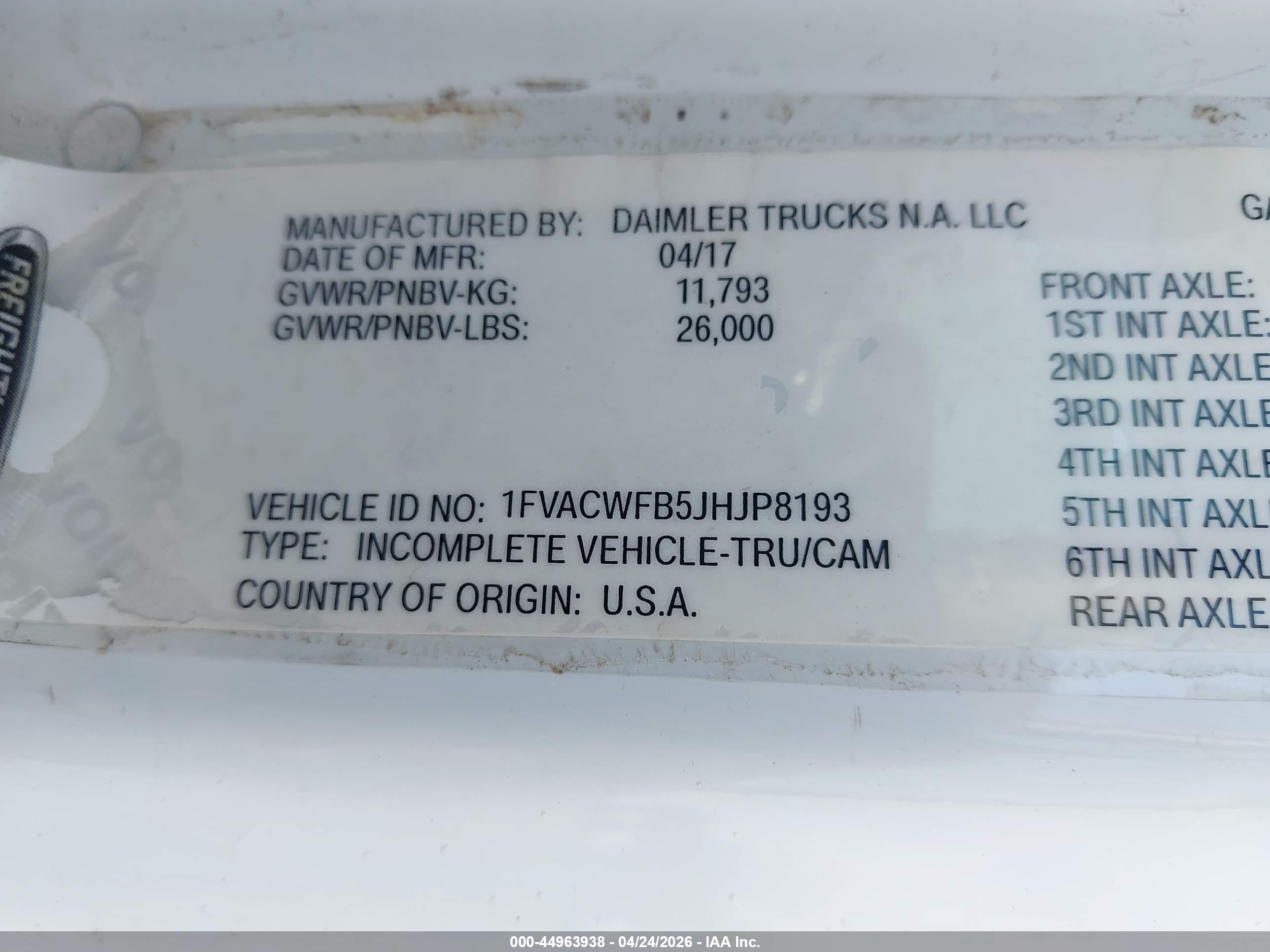 FREIGHTLINER M2 image 9