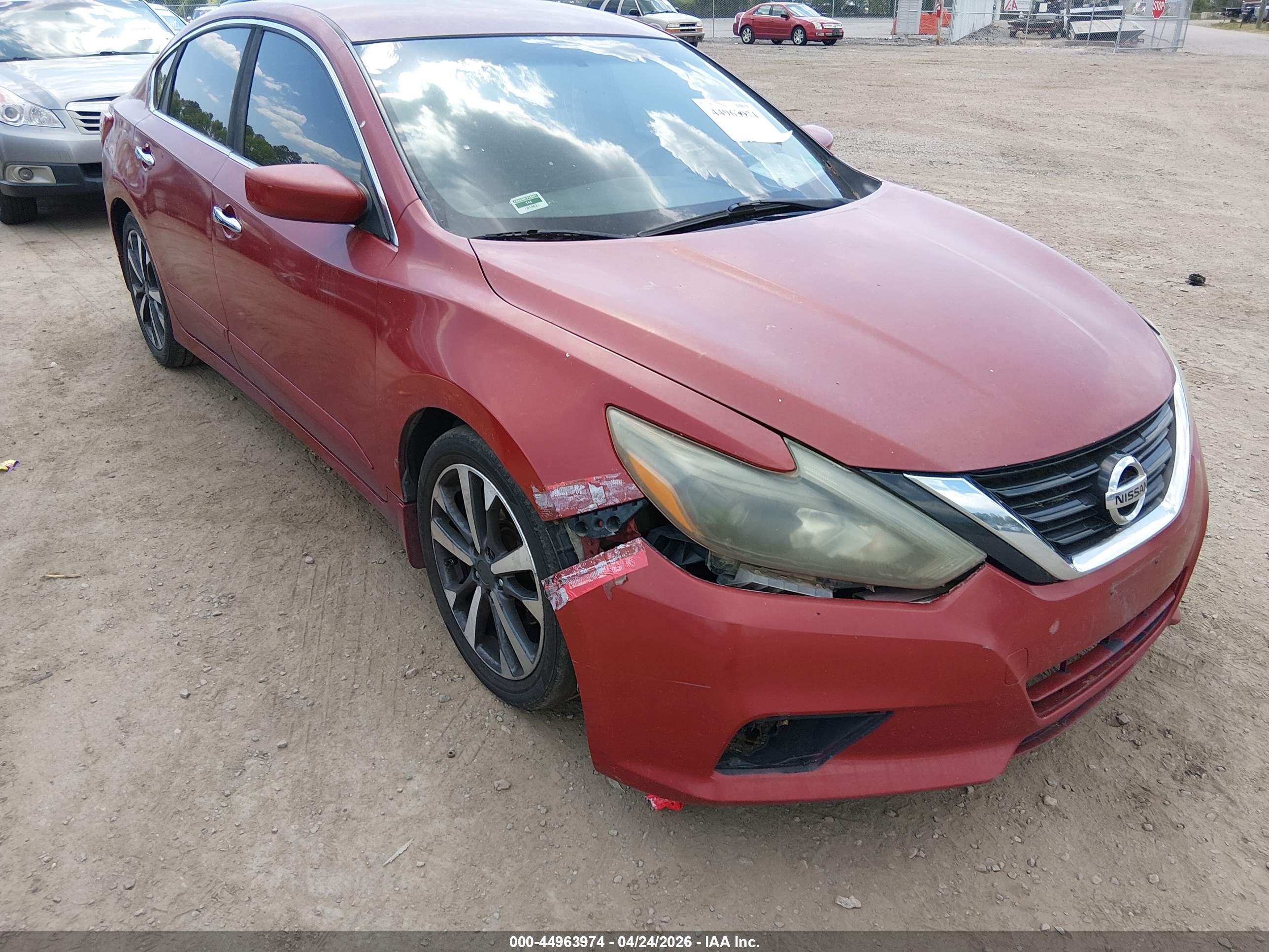 NISSAN ALTIMA image 6