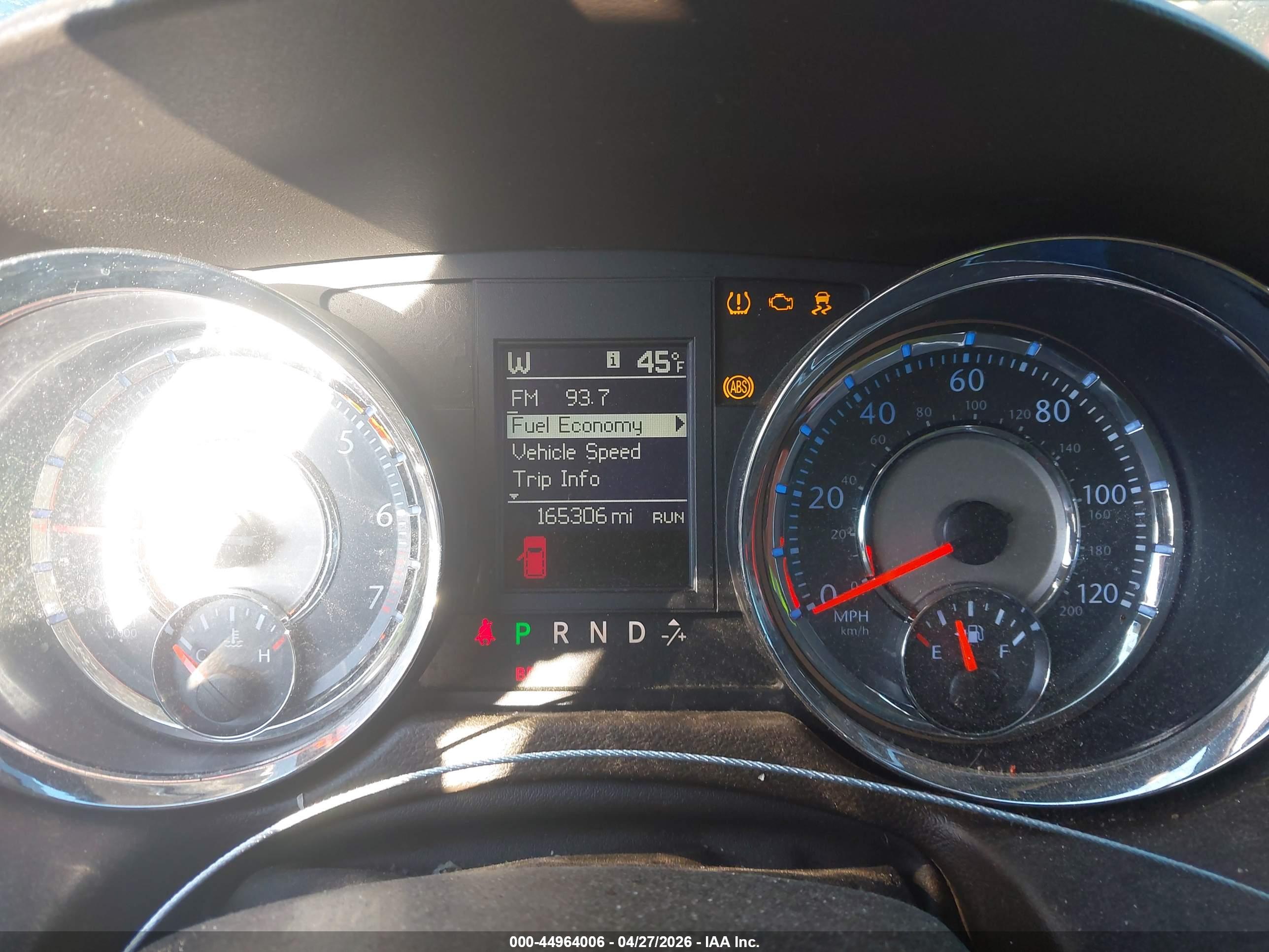CHRYSLER TOWN image 7