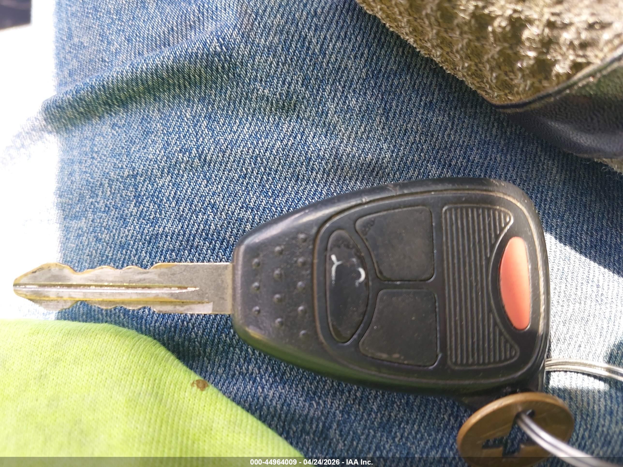 JEEP LIBERTY image 11
