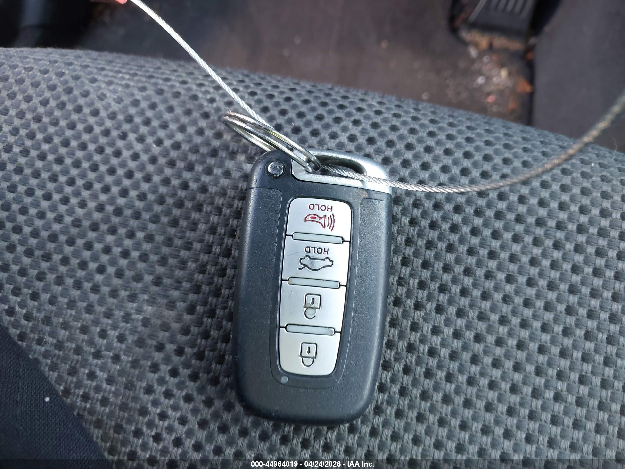 HYUNDAI SONATA image 11