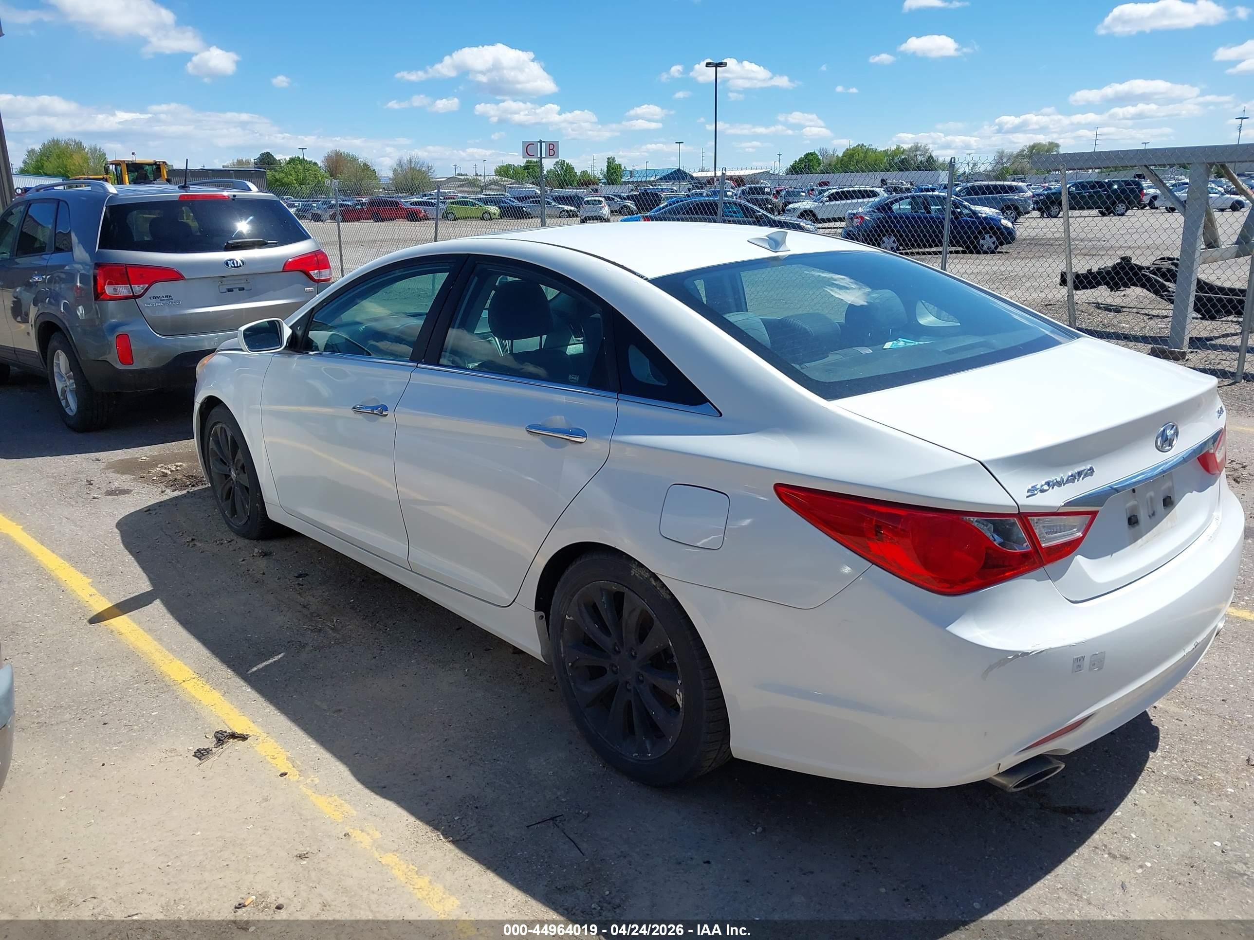 HYUNDAI SONATA image 3