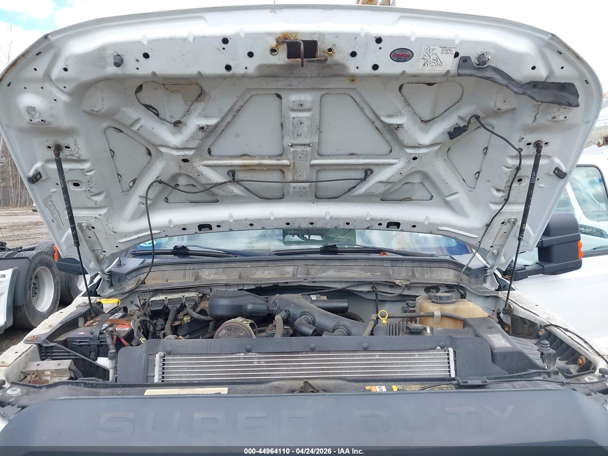 FORD F-450 image 10