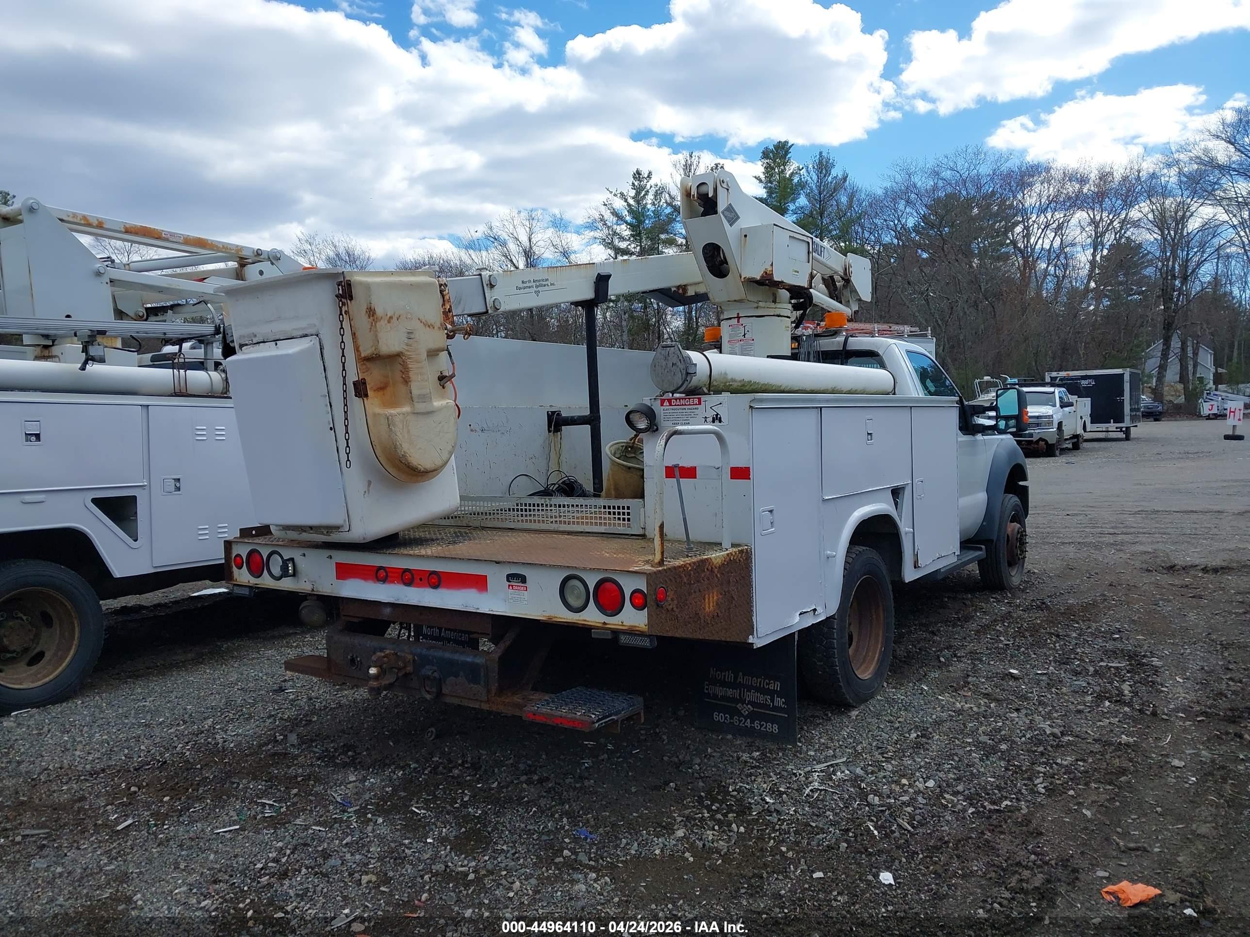 FORD F-450 image 4
