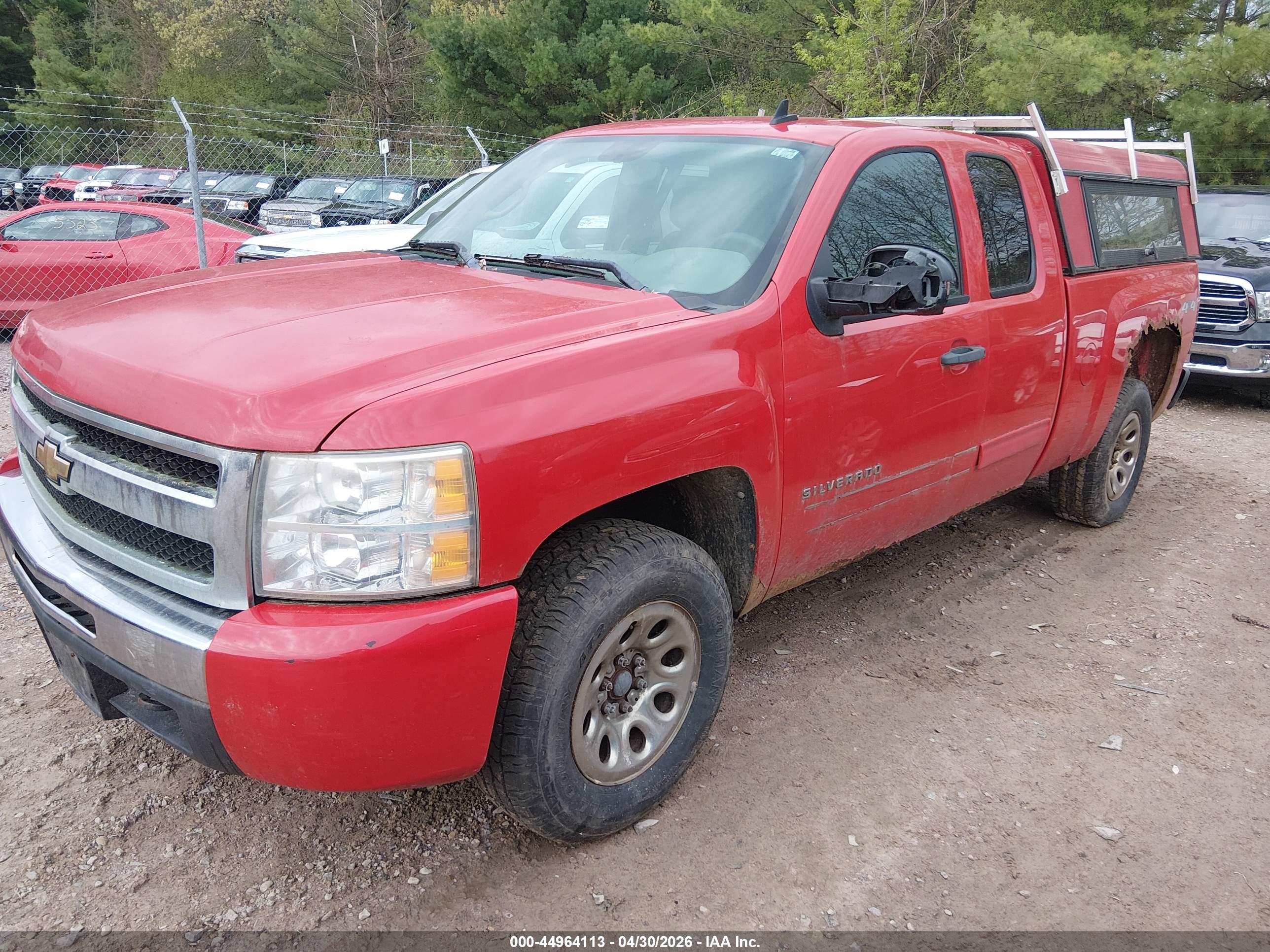 CHEVROLET SILVERADO image 2