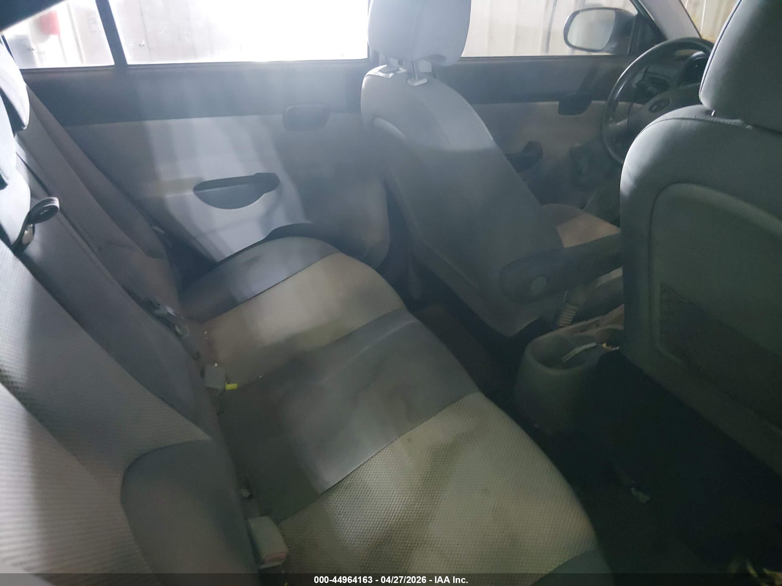 HYUNDAI ACCENT image 8
