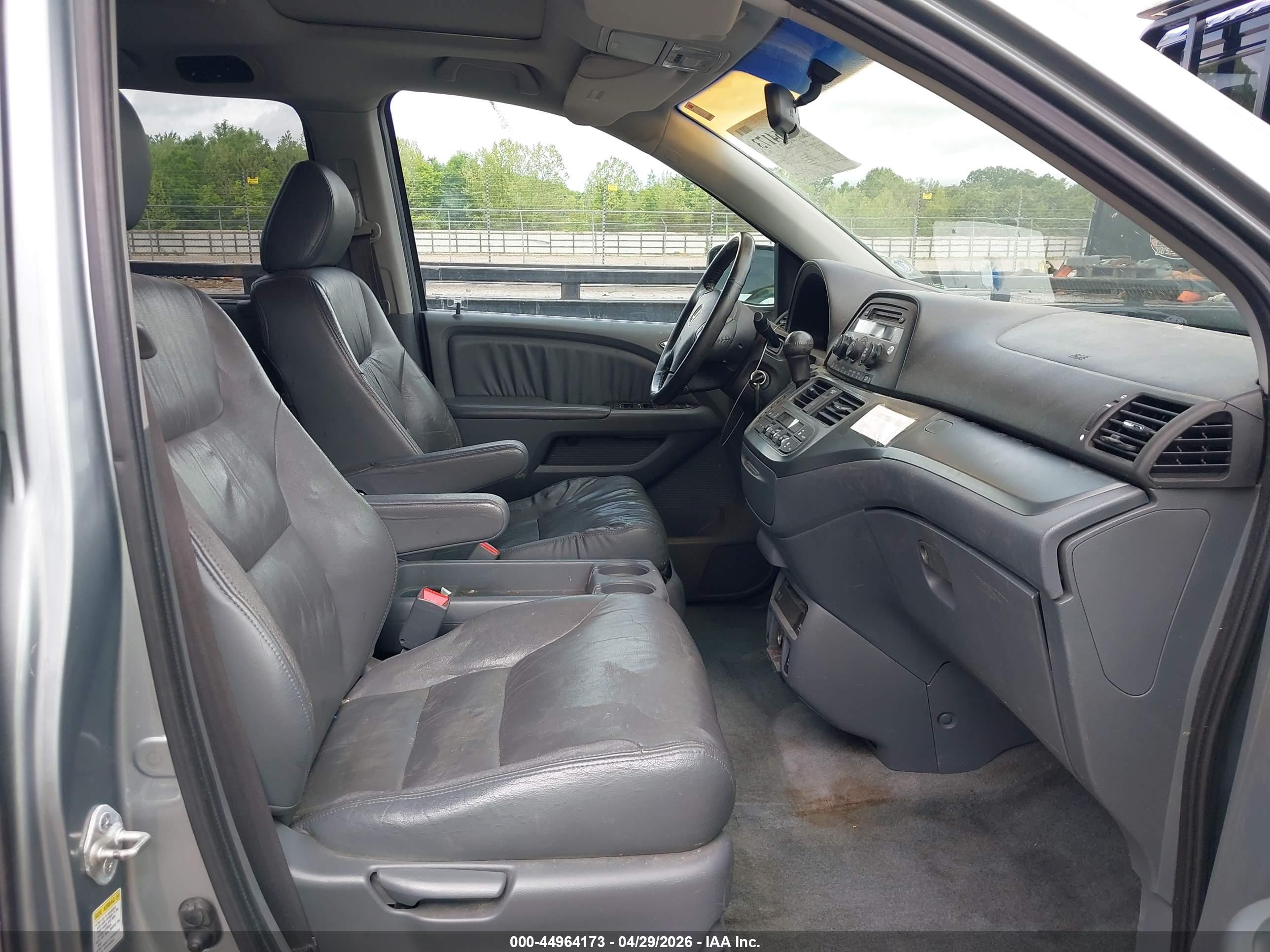 HONDA ODYSSEY image 5