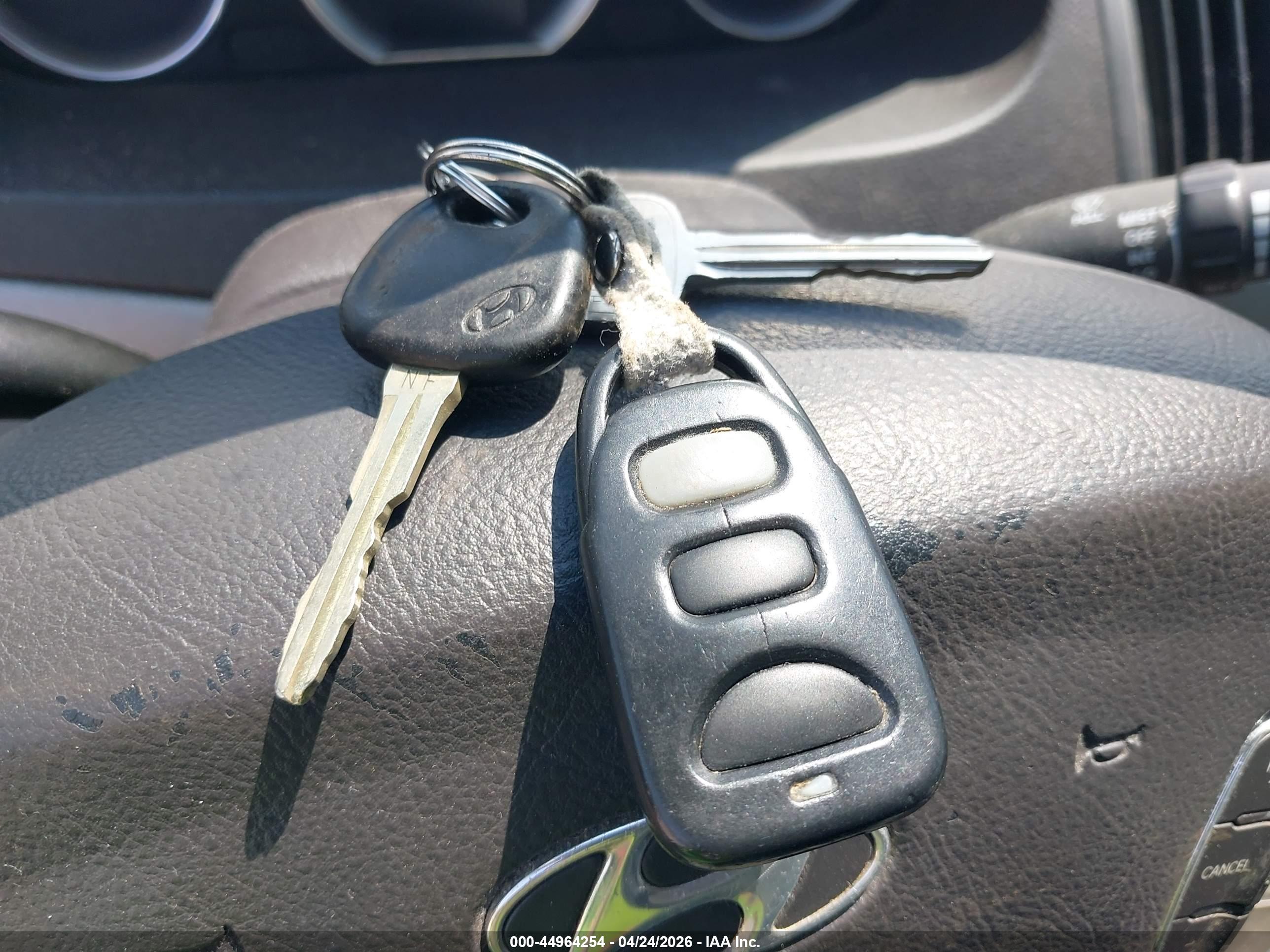 HYUNDAI SONATA image 11