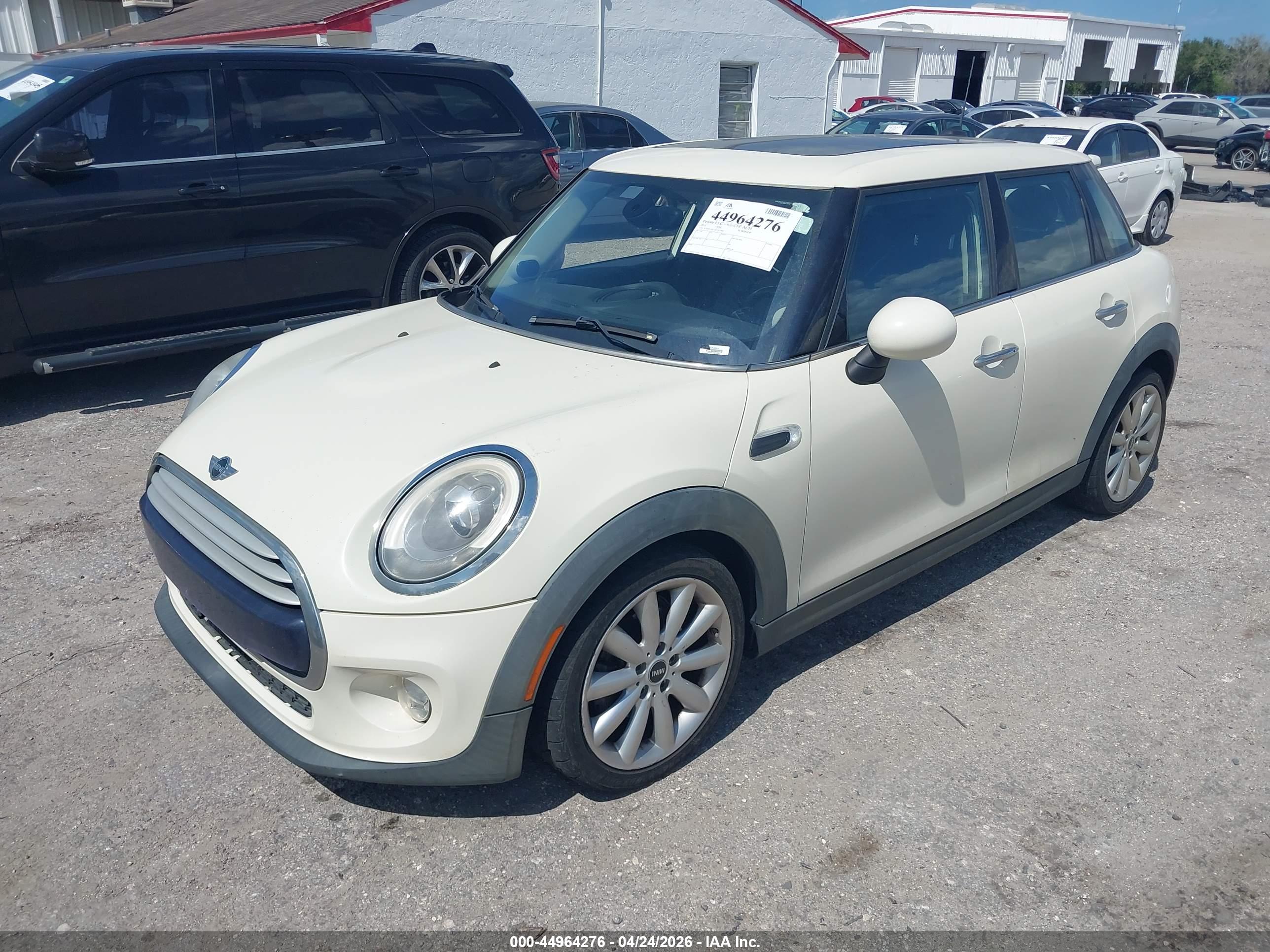 MINI HARDTOP image 2
