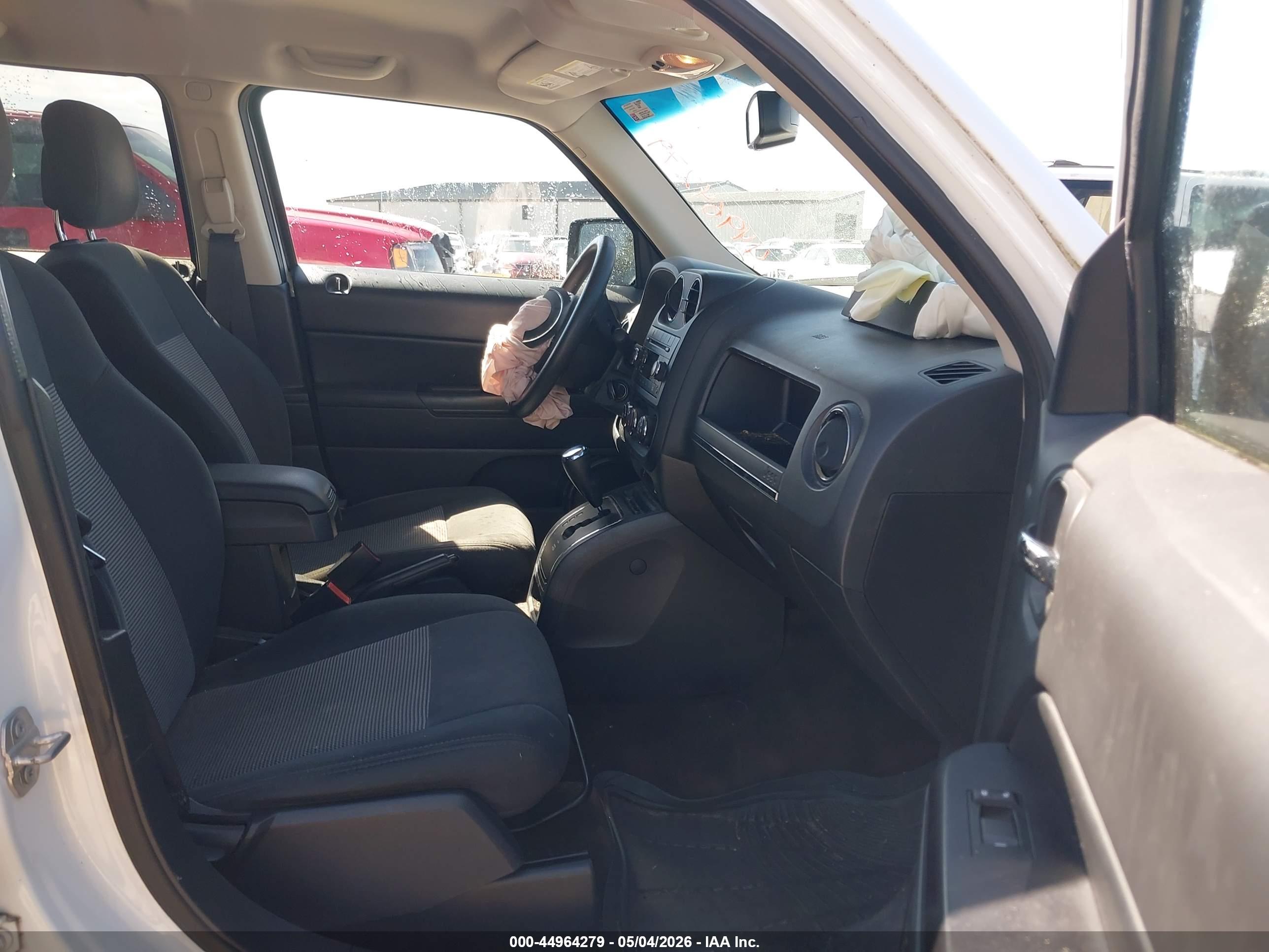 JEEP PATRIOT image 5