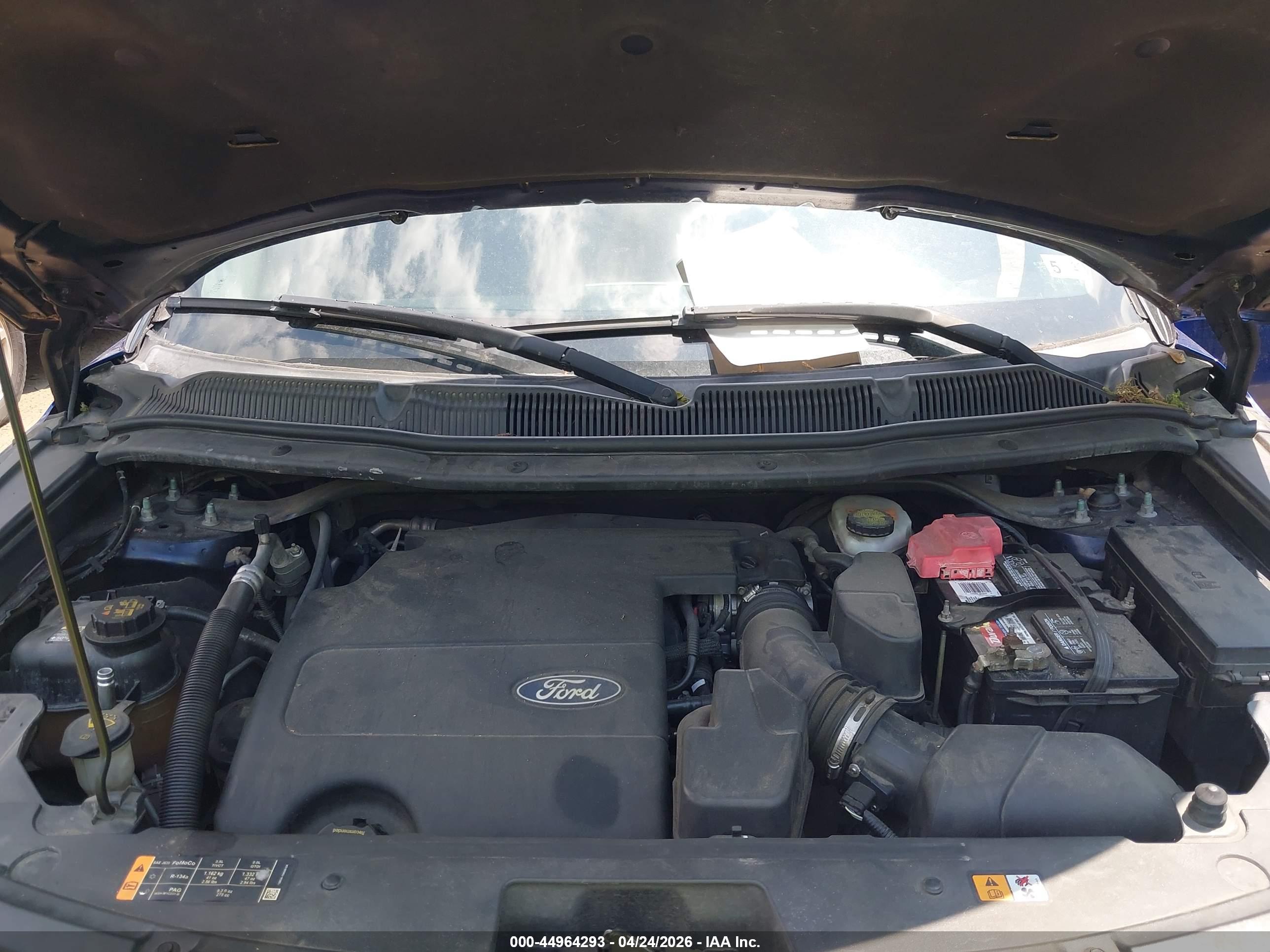 FORD EXPLORER image 10