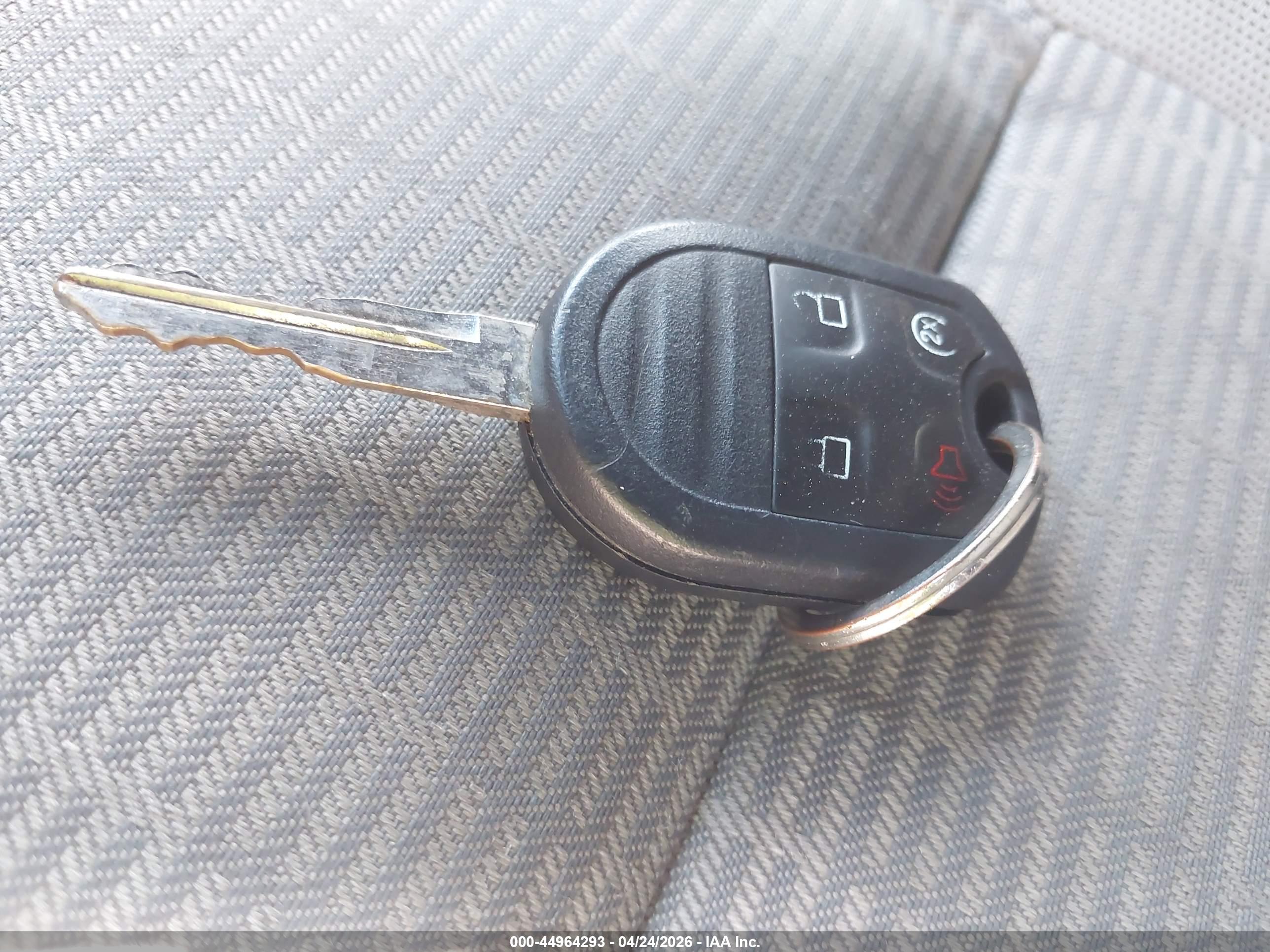 FORD EXPLORER image 11