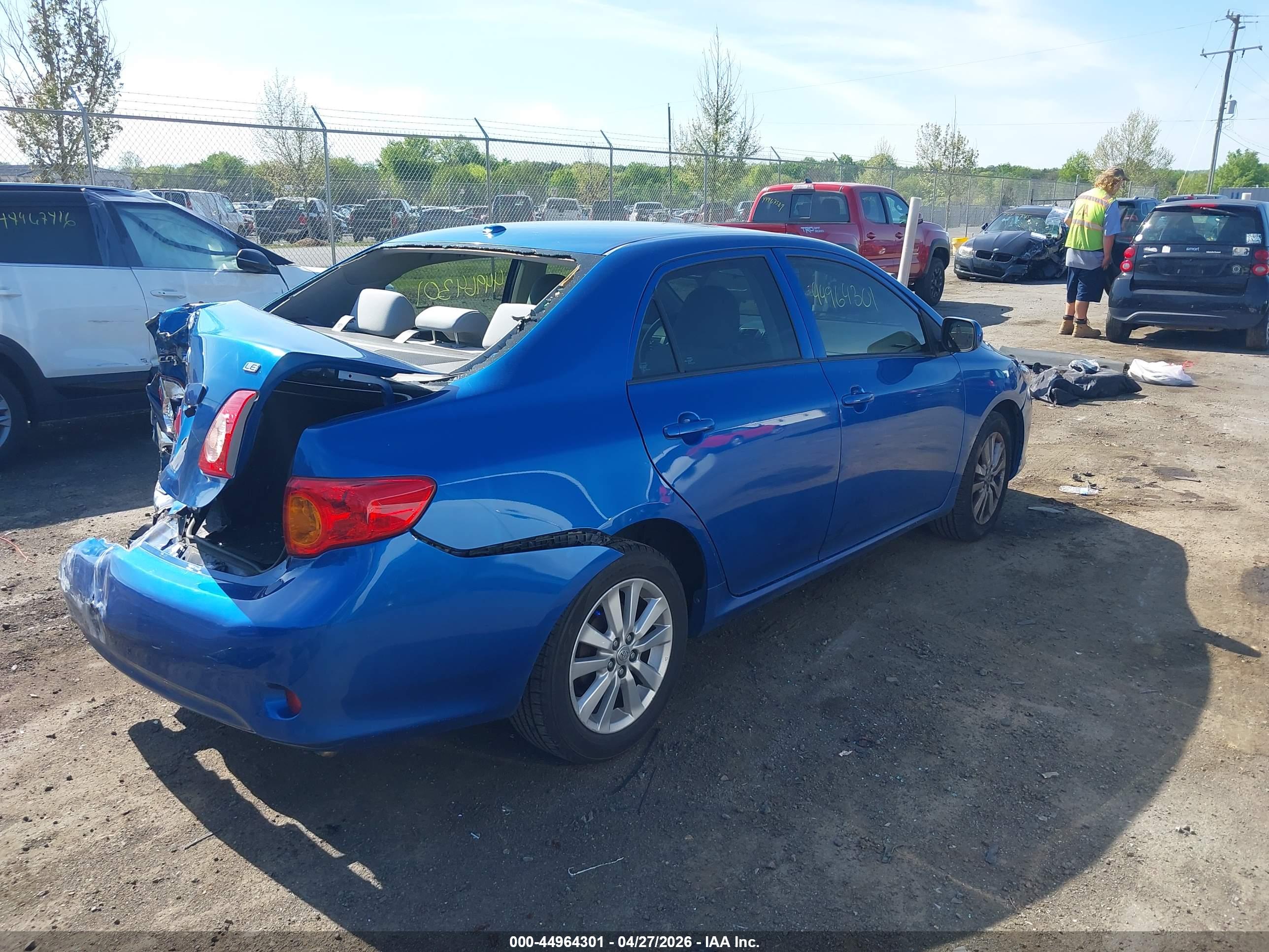 TOYOTA COROLLA image 4