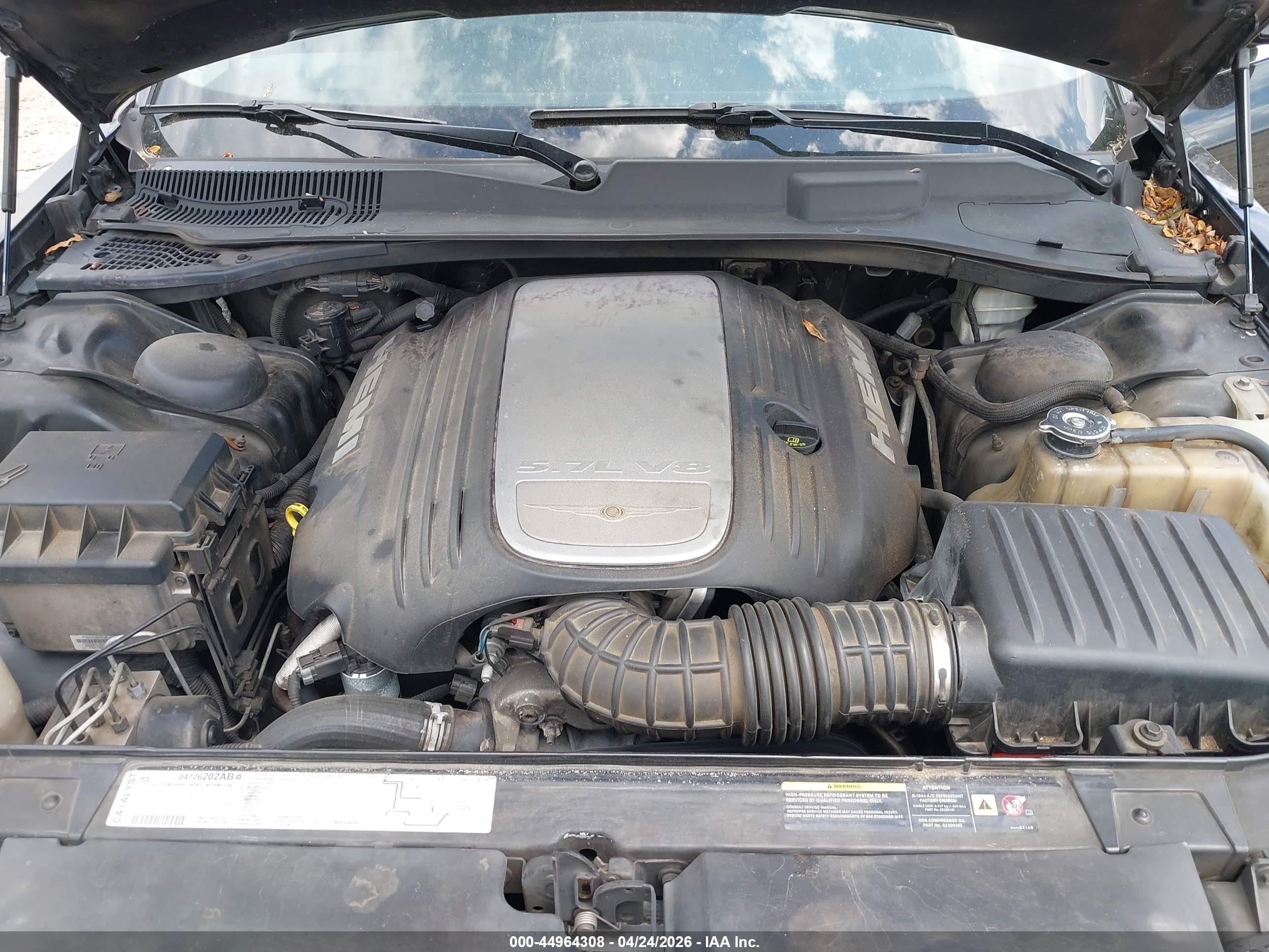 CHRYSLER 300C image 10