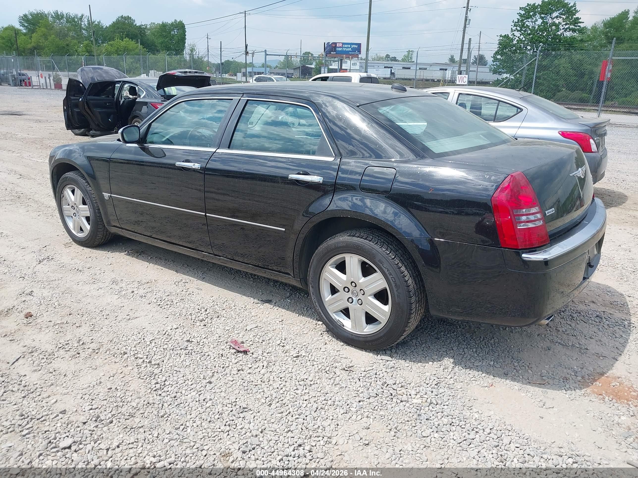 CHRYSLER 300C image 3