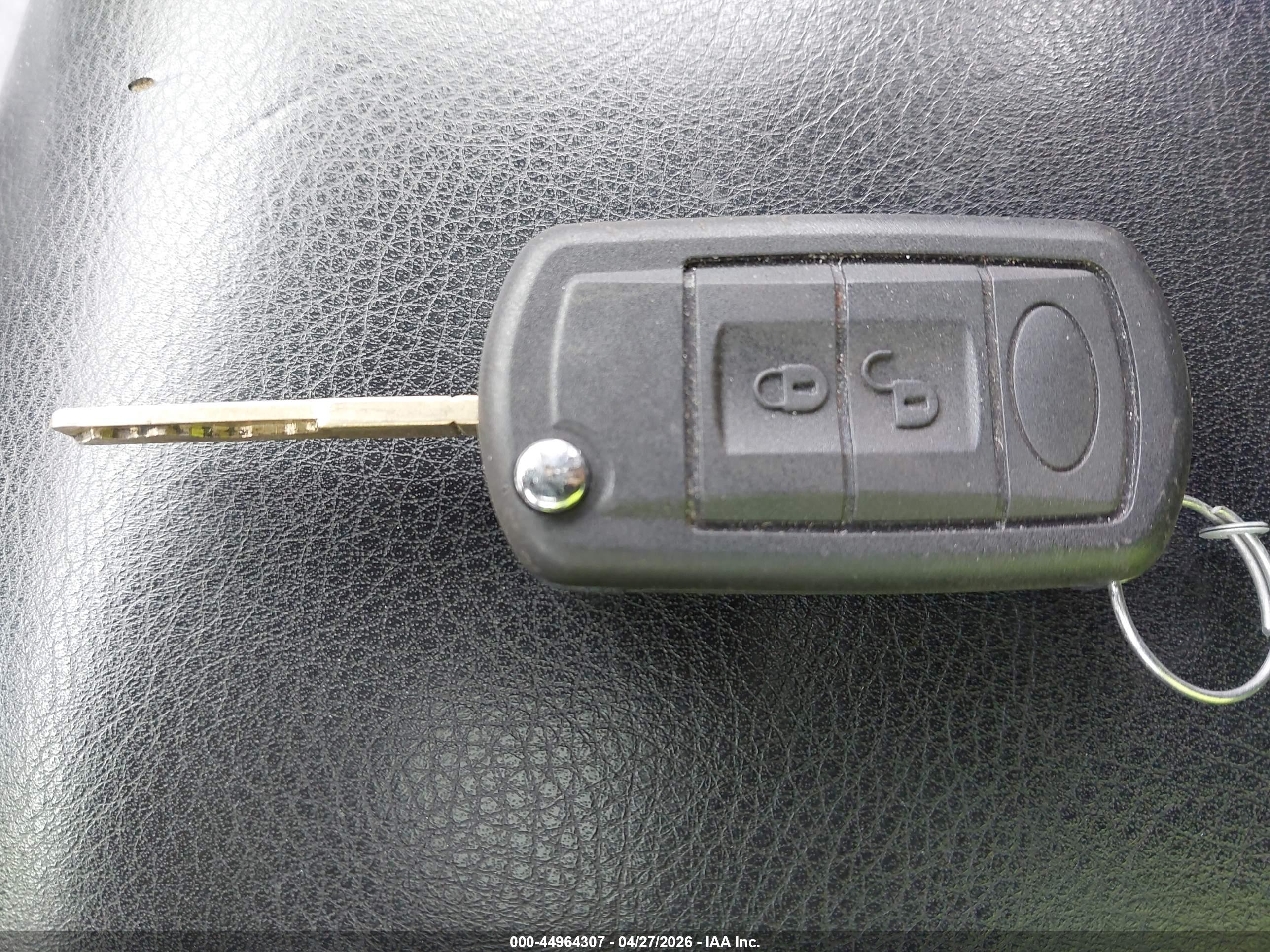 LAND ROVER image 11