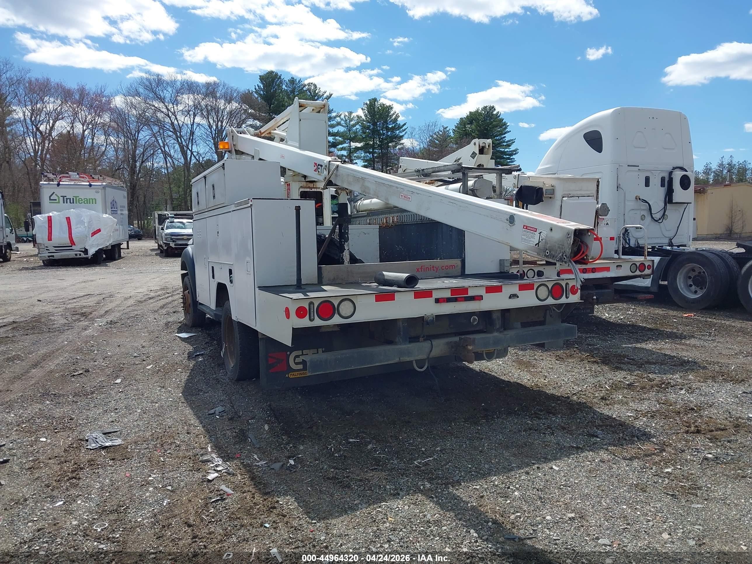 FORD F-450 image 3